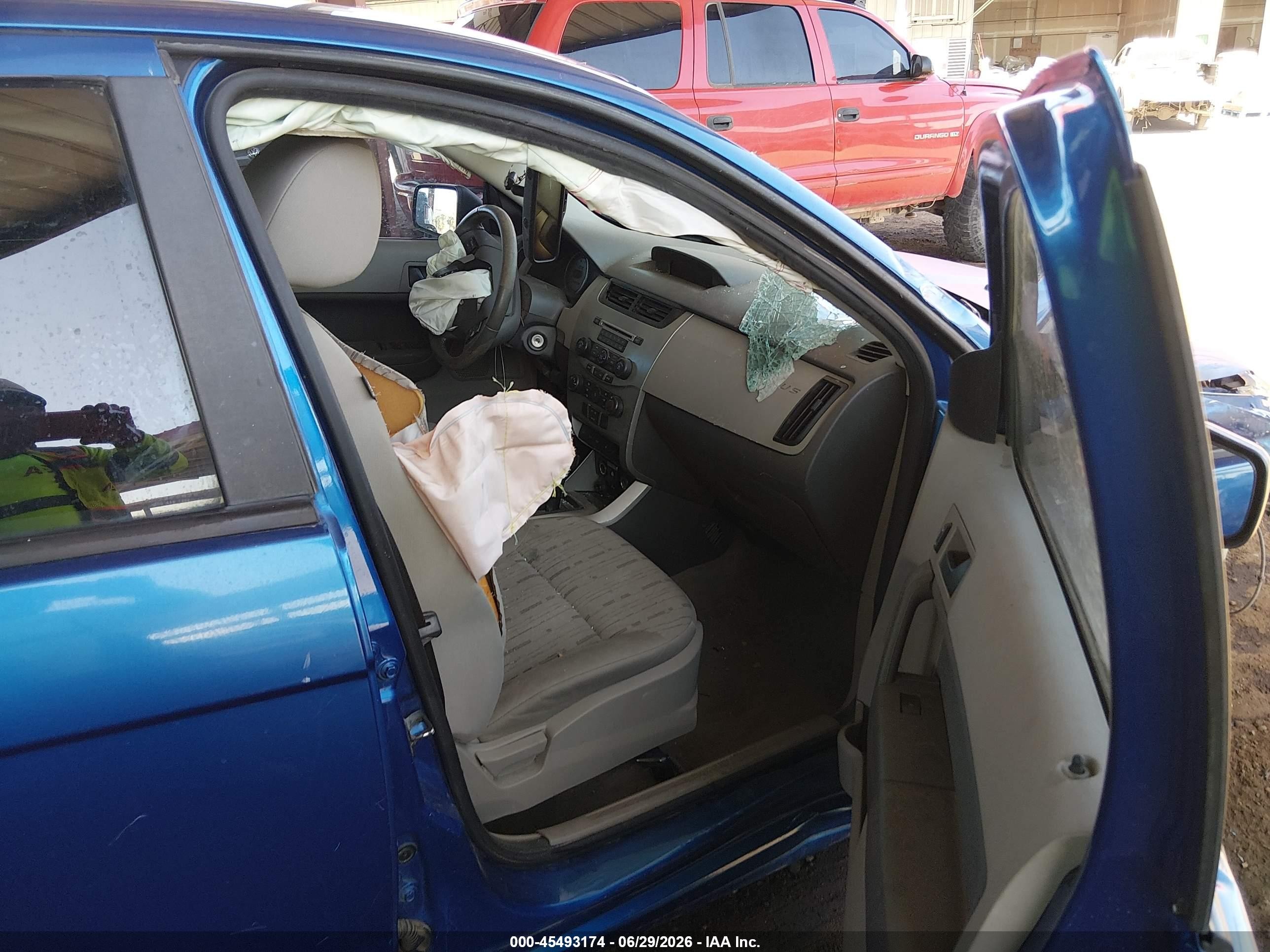 2010 Ford Focus Se Blue vin: 1FAHP3FNXAW138426