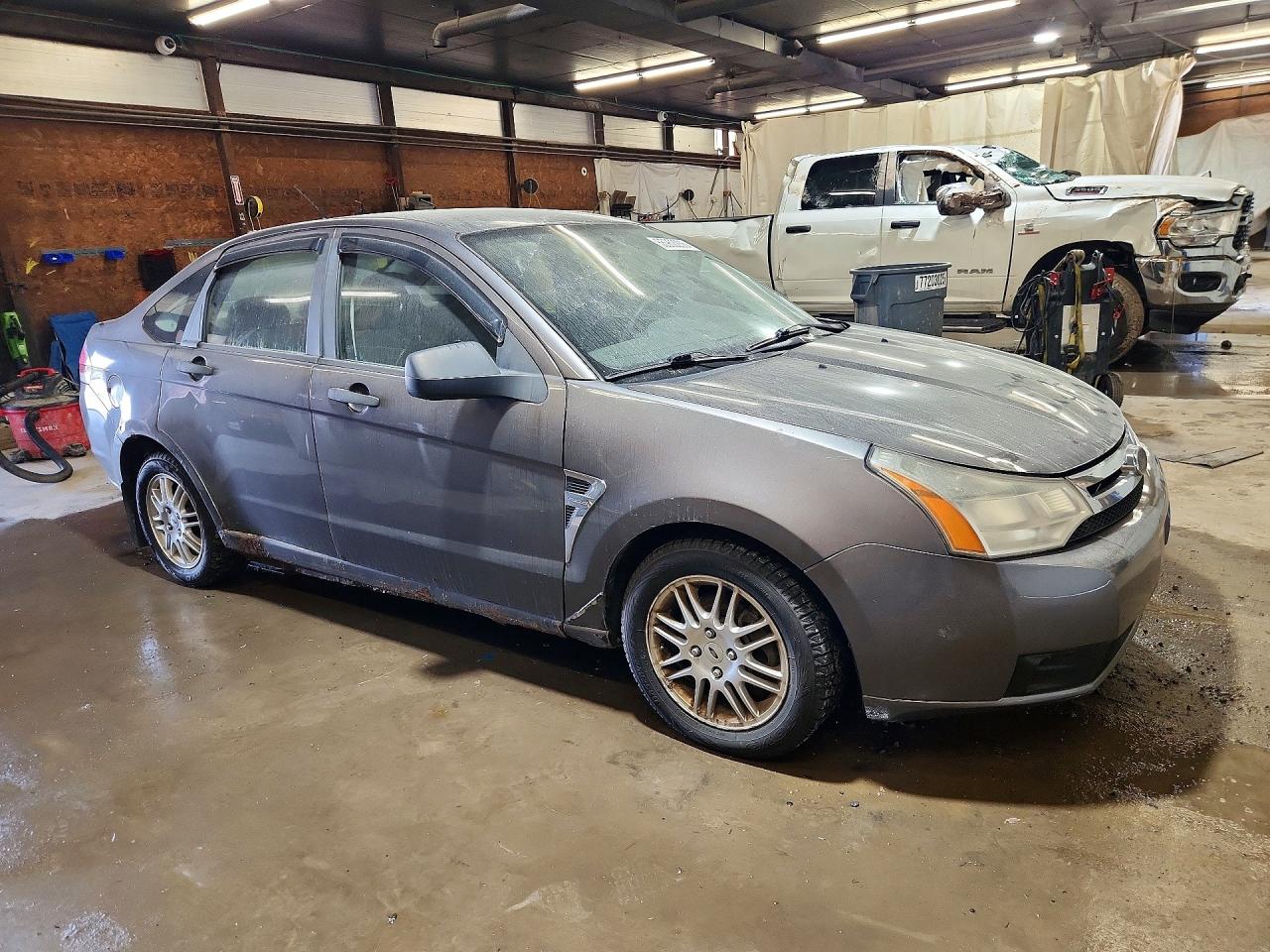 2010 Ford Focus Se Gray vin: 1FAHP3FNXAW140810