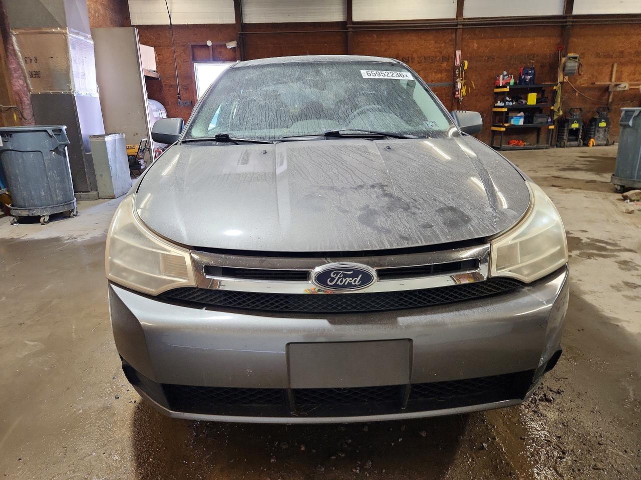 2010 Ford Focus Se Gray vin: 1FAHP3FNXAW140810