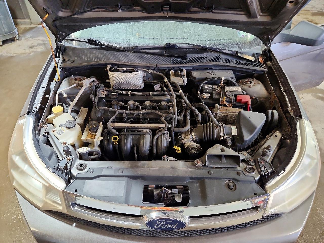 2010 Ford Focus Se Gray vin: 1FAHP3FNXAW140810