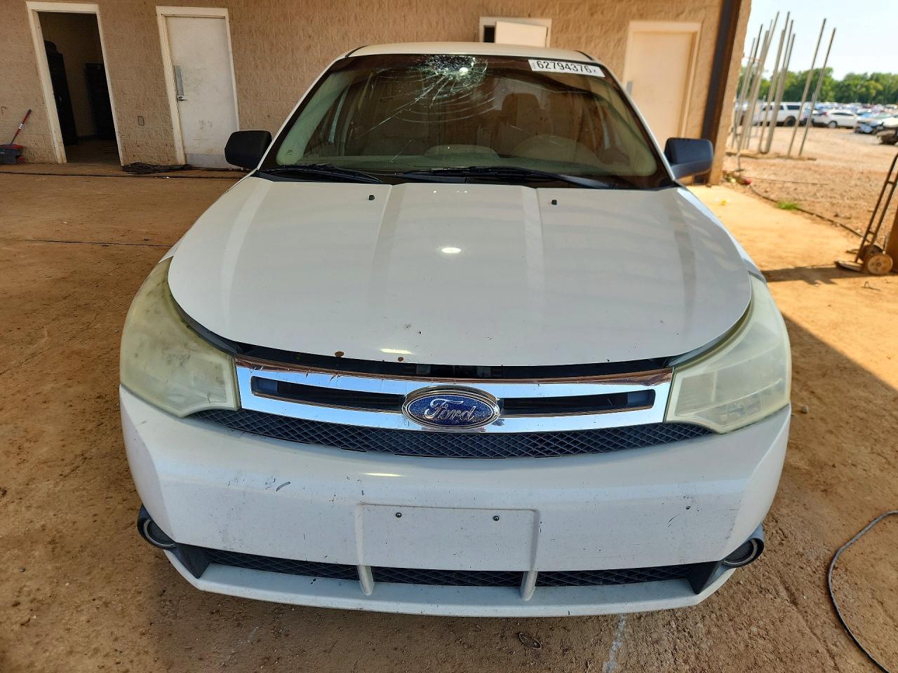 2010 Ford Focus Se White vin: 1FAHP3FNXAW150673