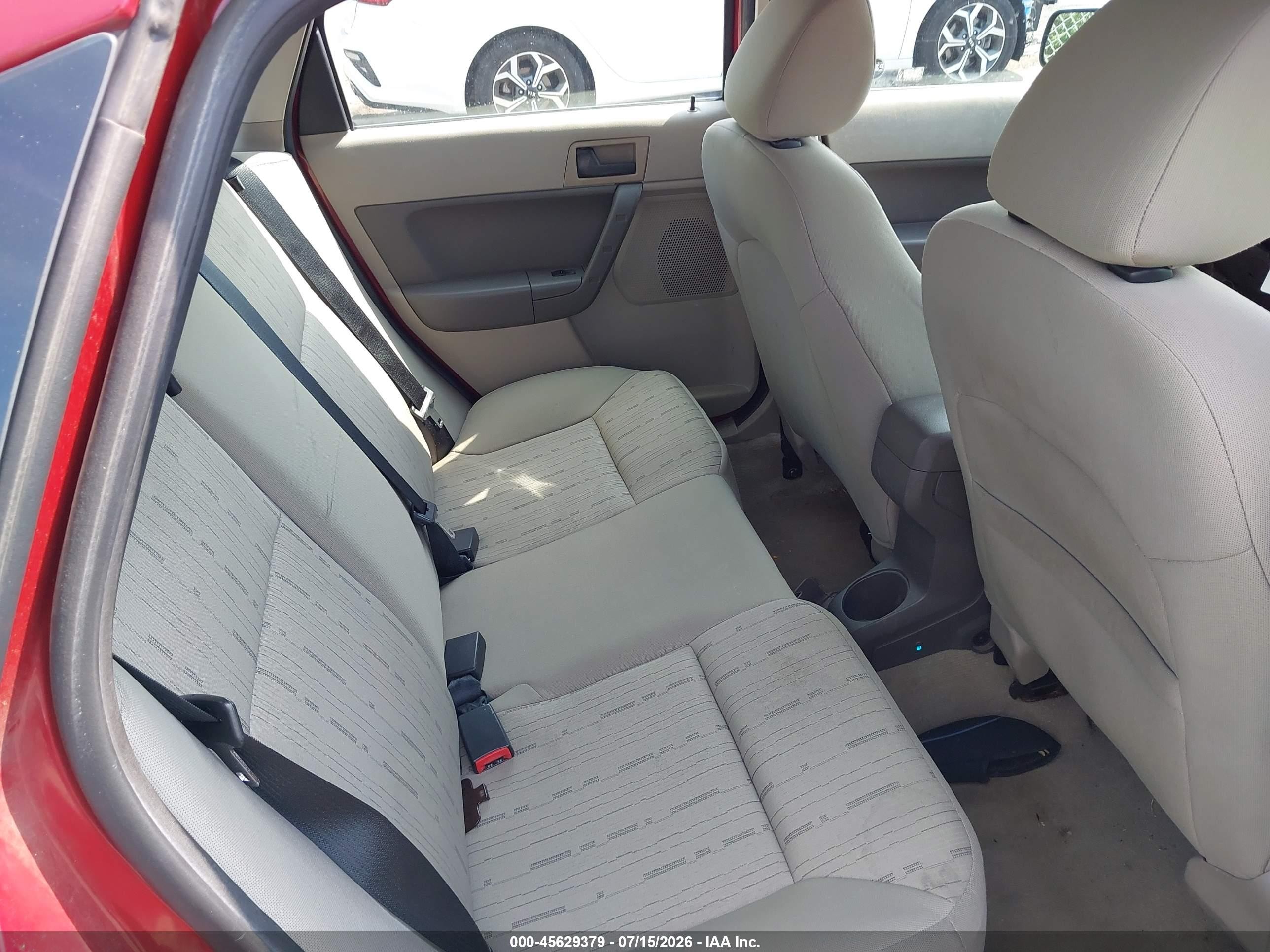 2010 Ford Focus Se Red vin: 1FAHP3FNXAW192244
