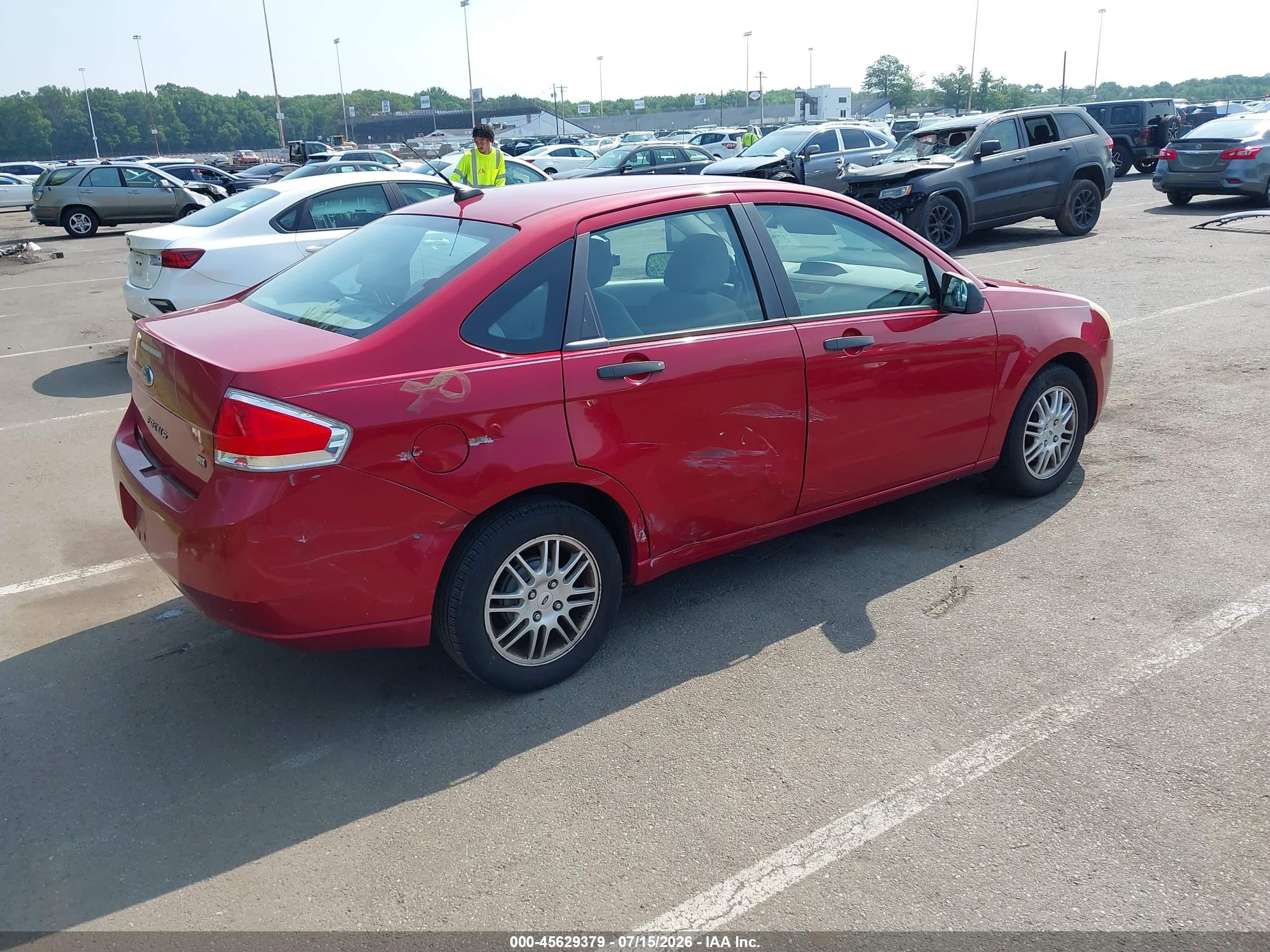 2010 Ford Focus Se Red vin: 1FAHP3FNXAW192244