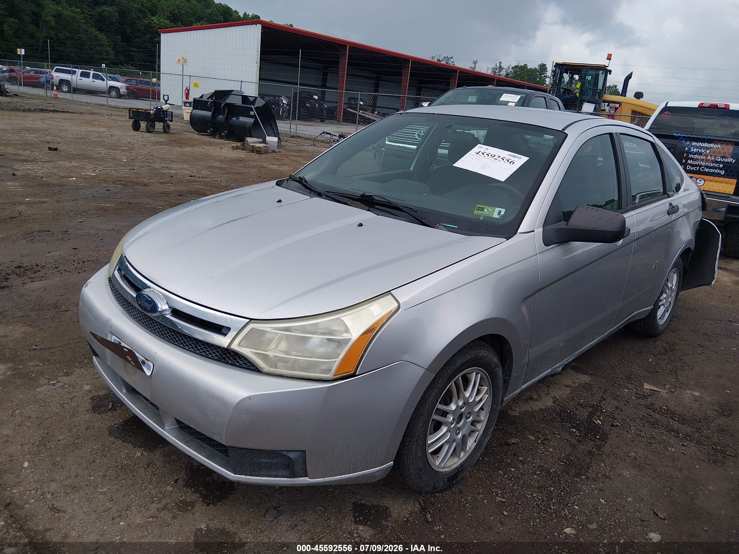 2010 Ford Focus Se Silver vin: 1FAHP3FNXAW202268