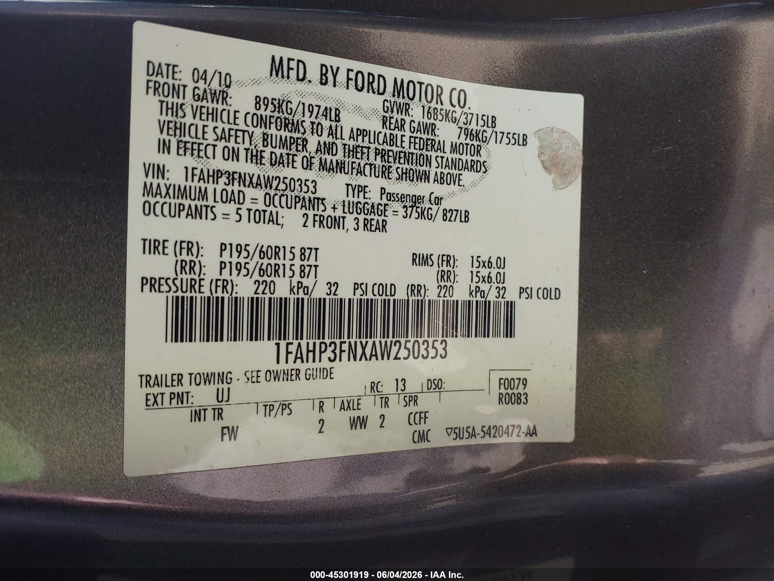 2010 Ford Focus Se Silver vin: 1FAHP3FNXAW250353