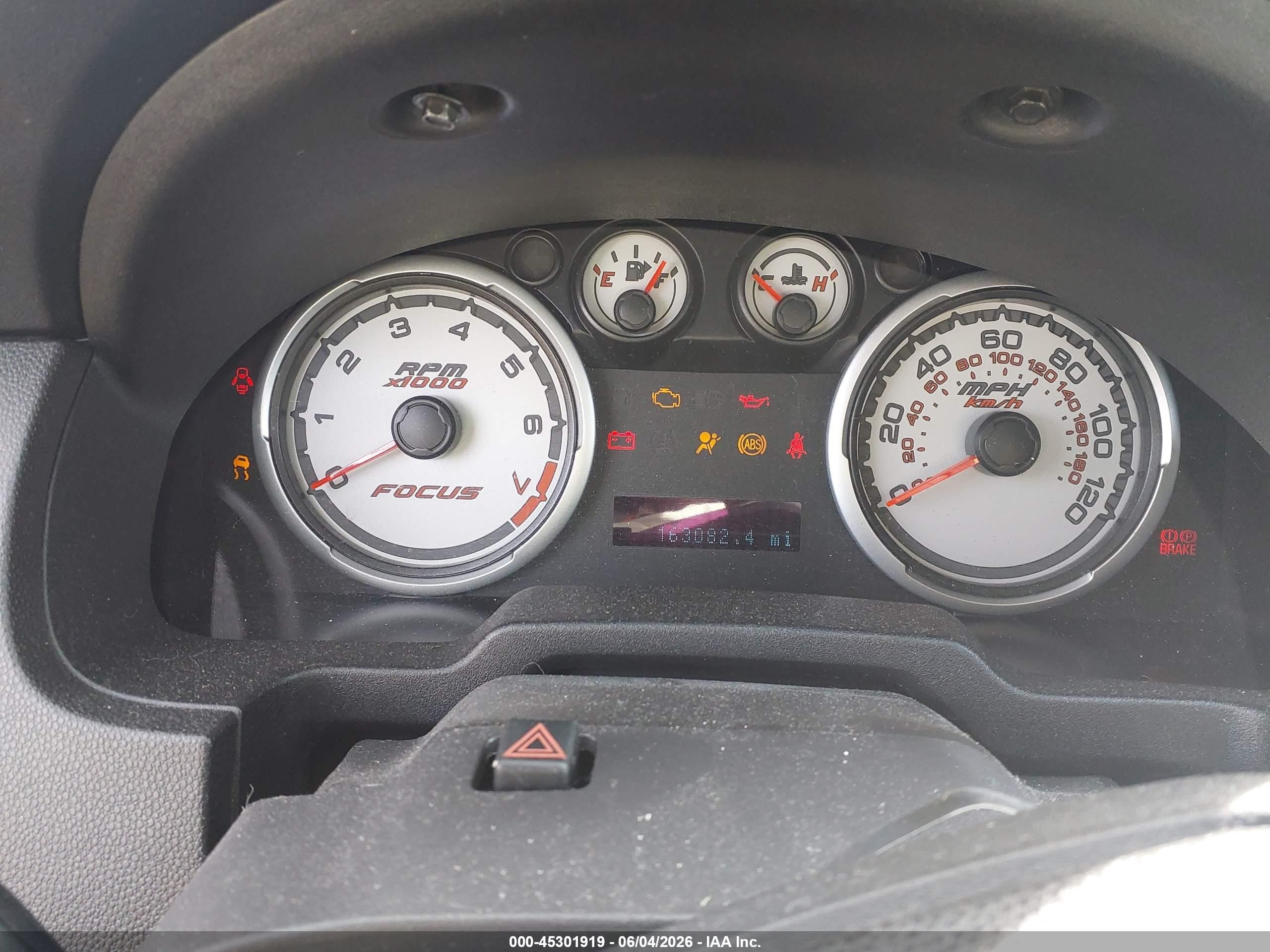 2010 Ford Focus Se Silver vin: 1FAHP3FNXAW250353