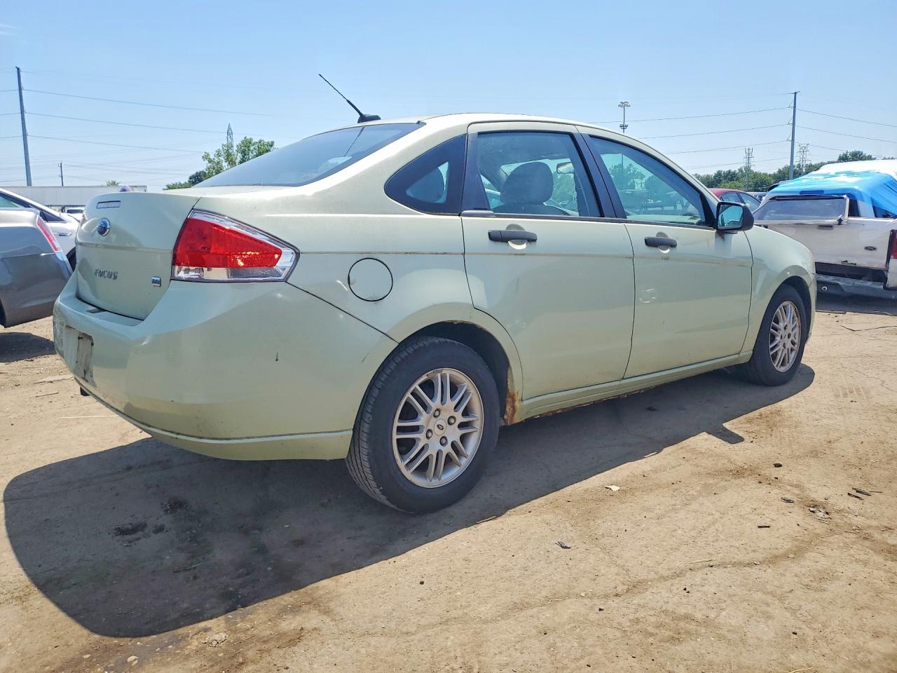 2010 Ford Focus Green vin: 1FAHP3FNXAW278671