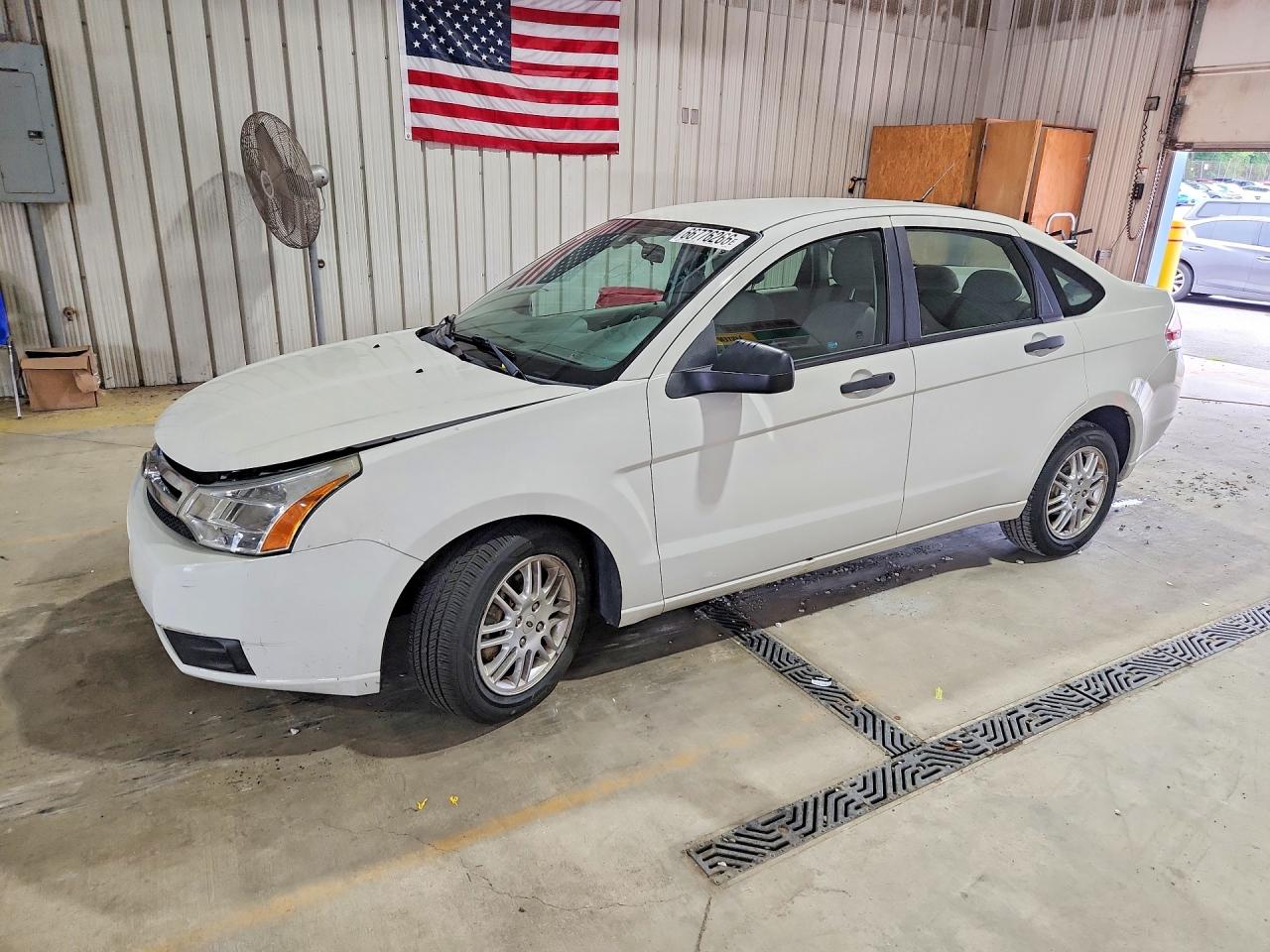 2010 Ford Focus Se White vin: 1FAHP3FNXAW288200