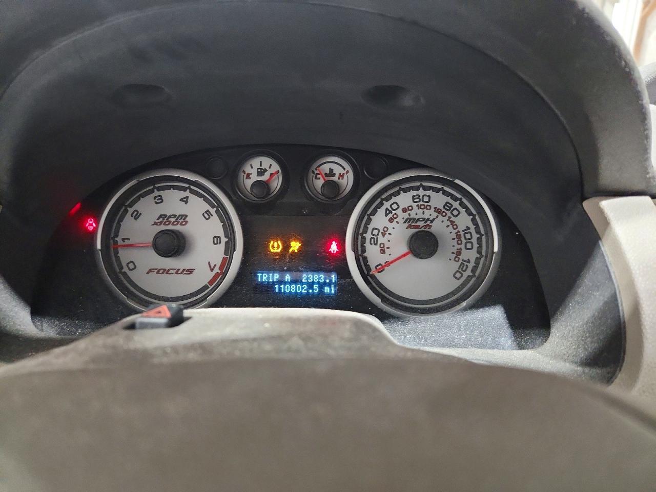 2010 Ford Focus Se White vin: 1FAHP3FNXAW288200