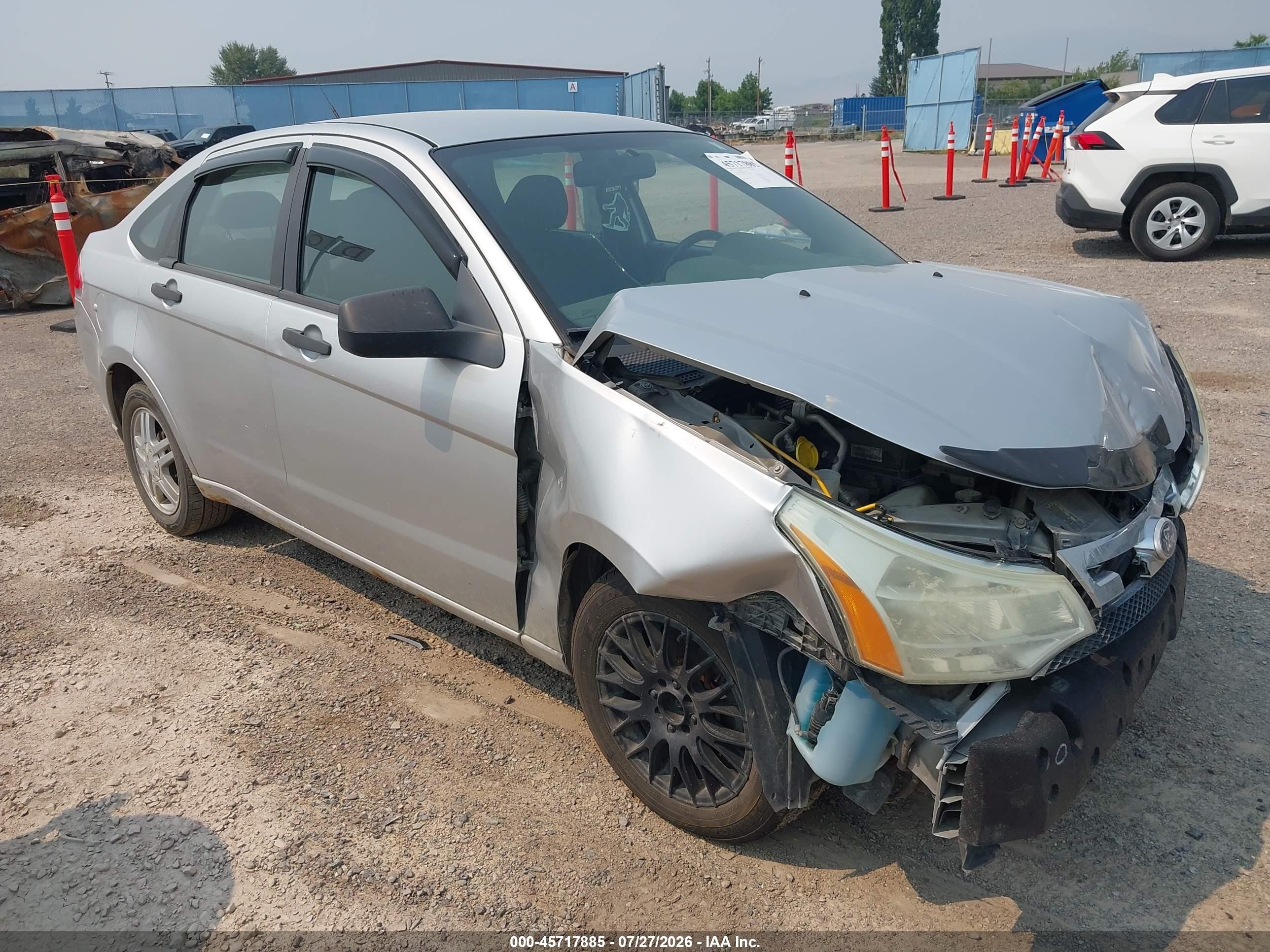 2010 Ford Focus Se Silver vin: 1FAHP3FNXAW296913