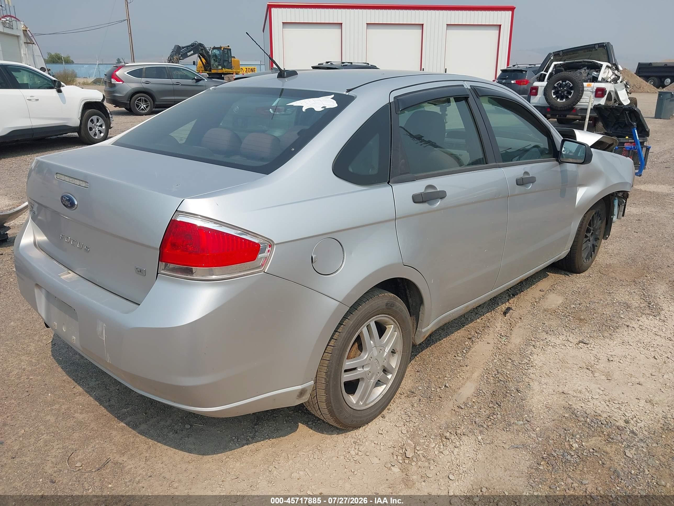 2010 Ford Focus Se Silver vin: 1FAHP3FNXAW296913