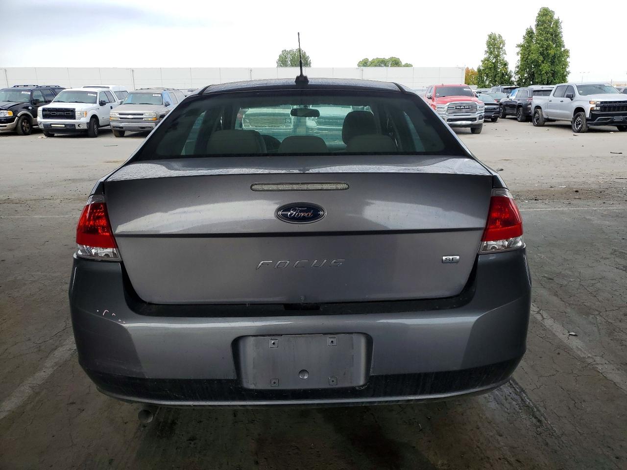 2010 Ford Focus Se Gray vin: 1FAHP3FNXAW297043