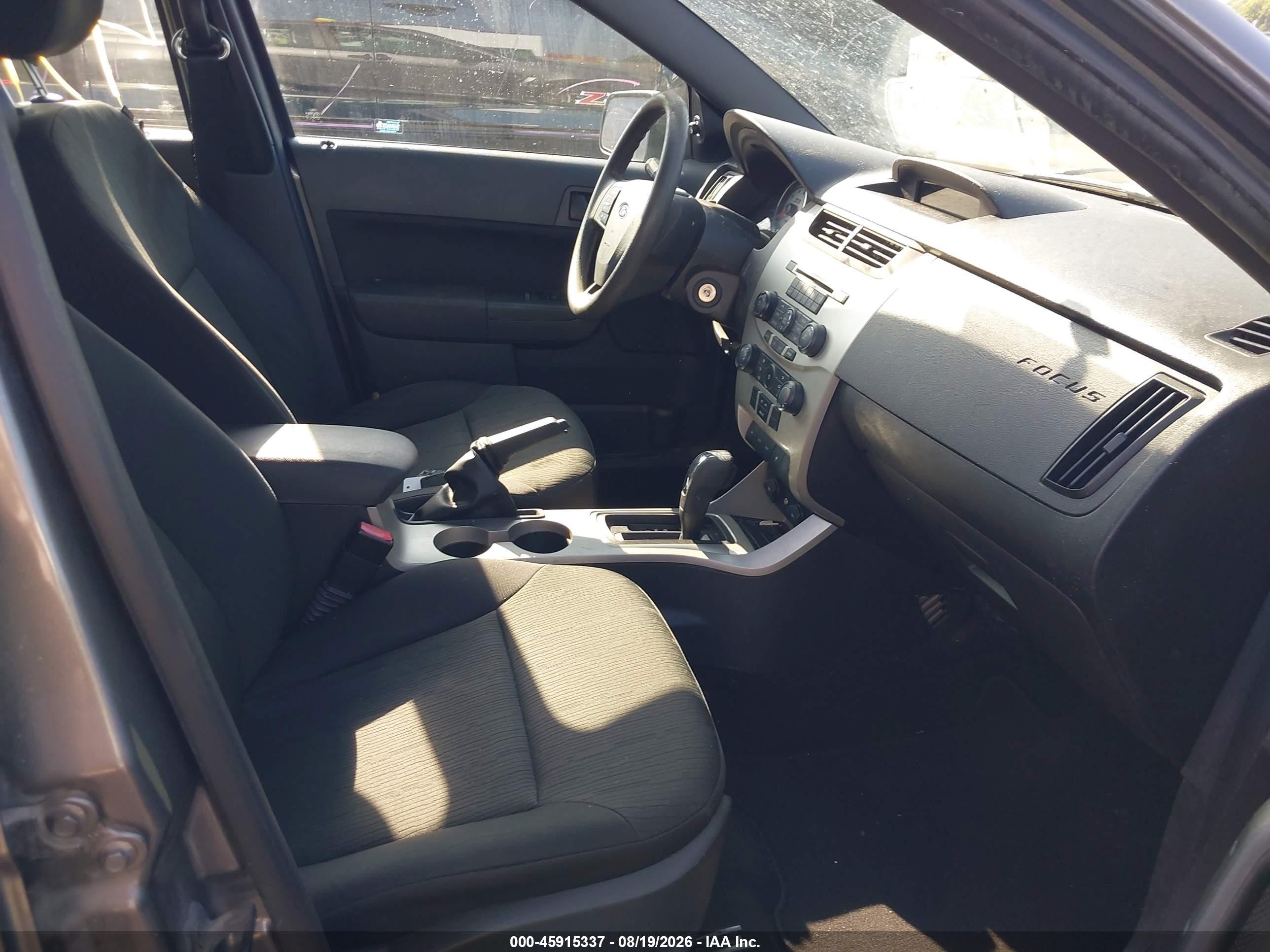 2011 Ford Focus Se Gray vin: 1FAHP3FNXBW103497