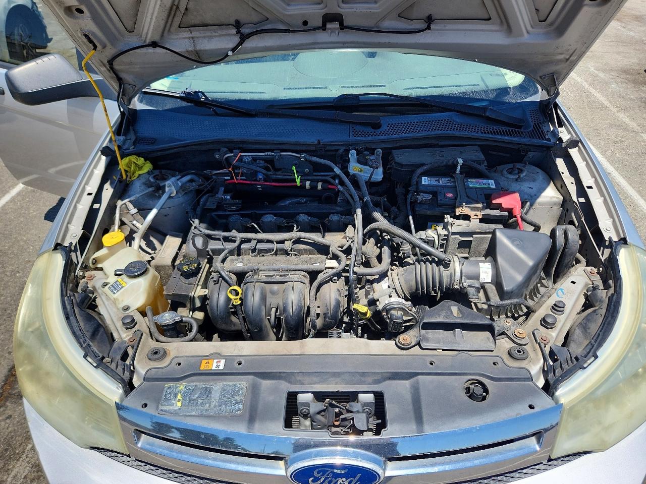 2011 Ford Focus Se Серебряный vin: 1FAHP3FNXBW118727