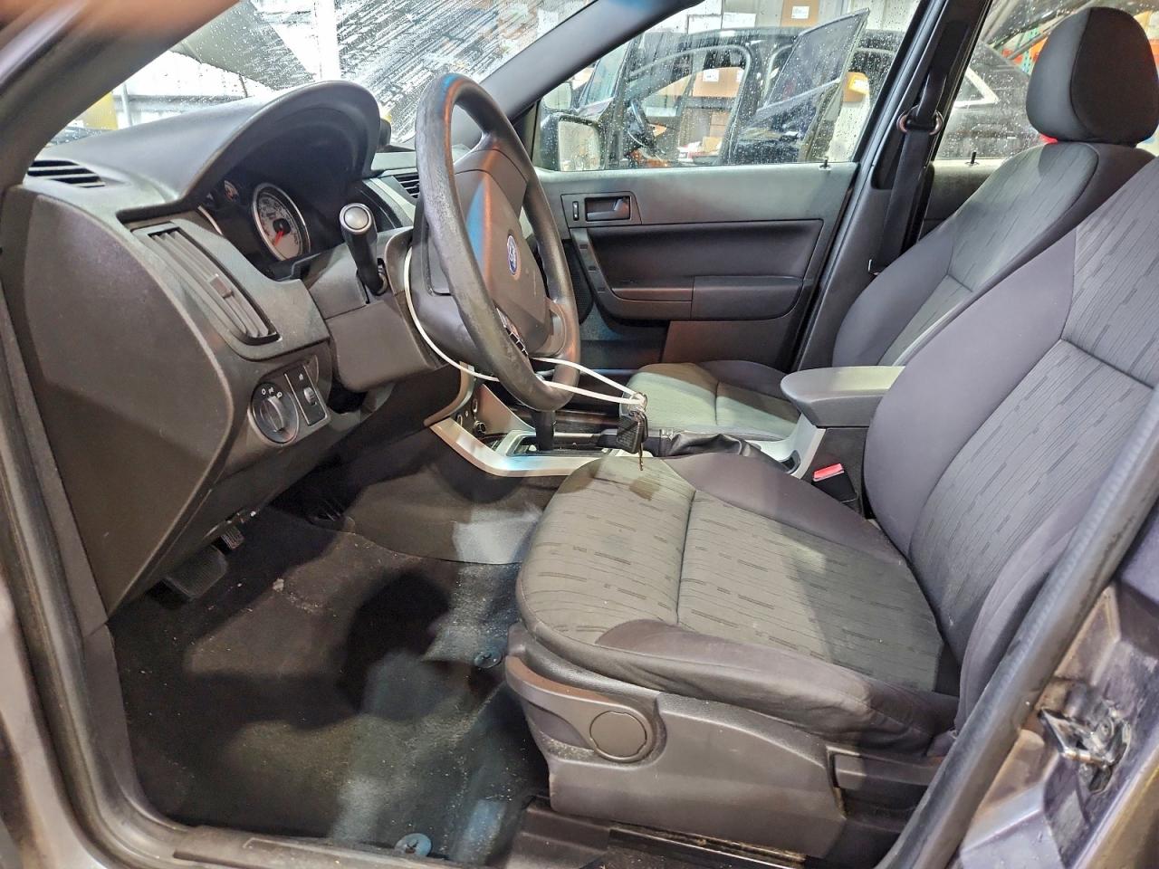 2011 Ford Focus Se Gray vin: 1FAHP3FNXBW153204