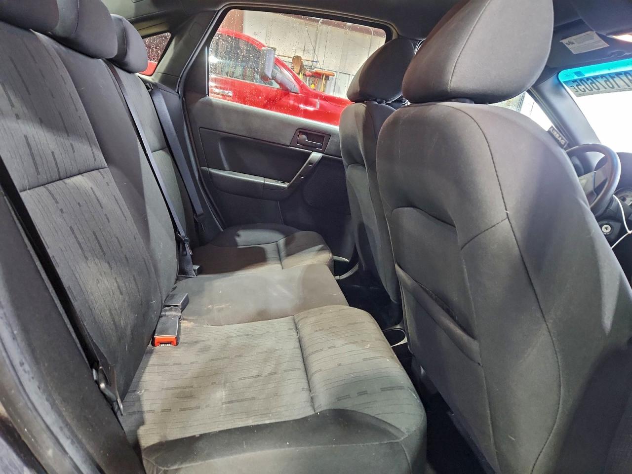 2011 Ford Focus Se Gray vin: 1FAHP3FNXBW153204