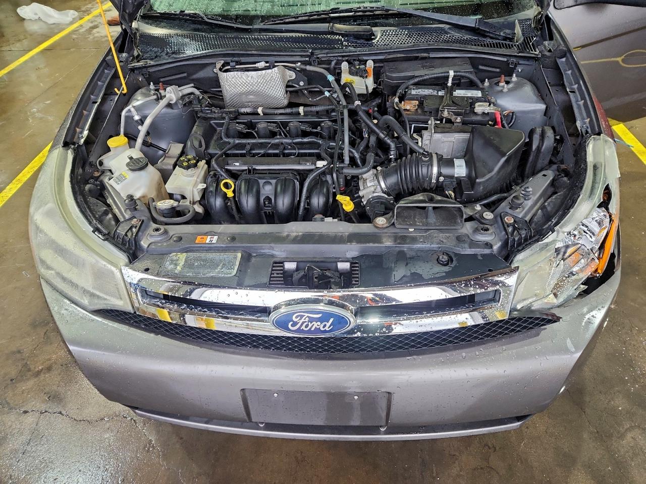 2011 Ford Focus Se Gray vin: 1FAHP3FNXBW153204