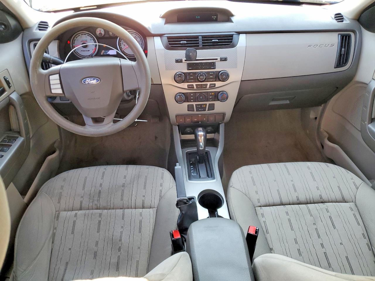 2011 Ford Focus Se Silver vin: 1FAHP3FNXBW165949
