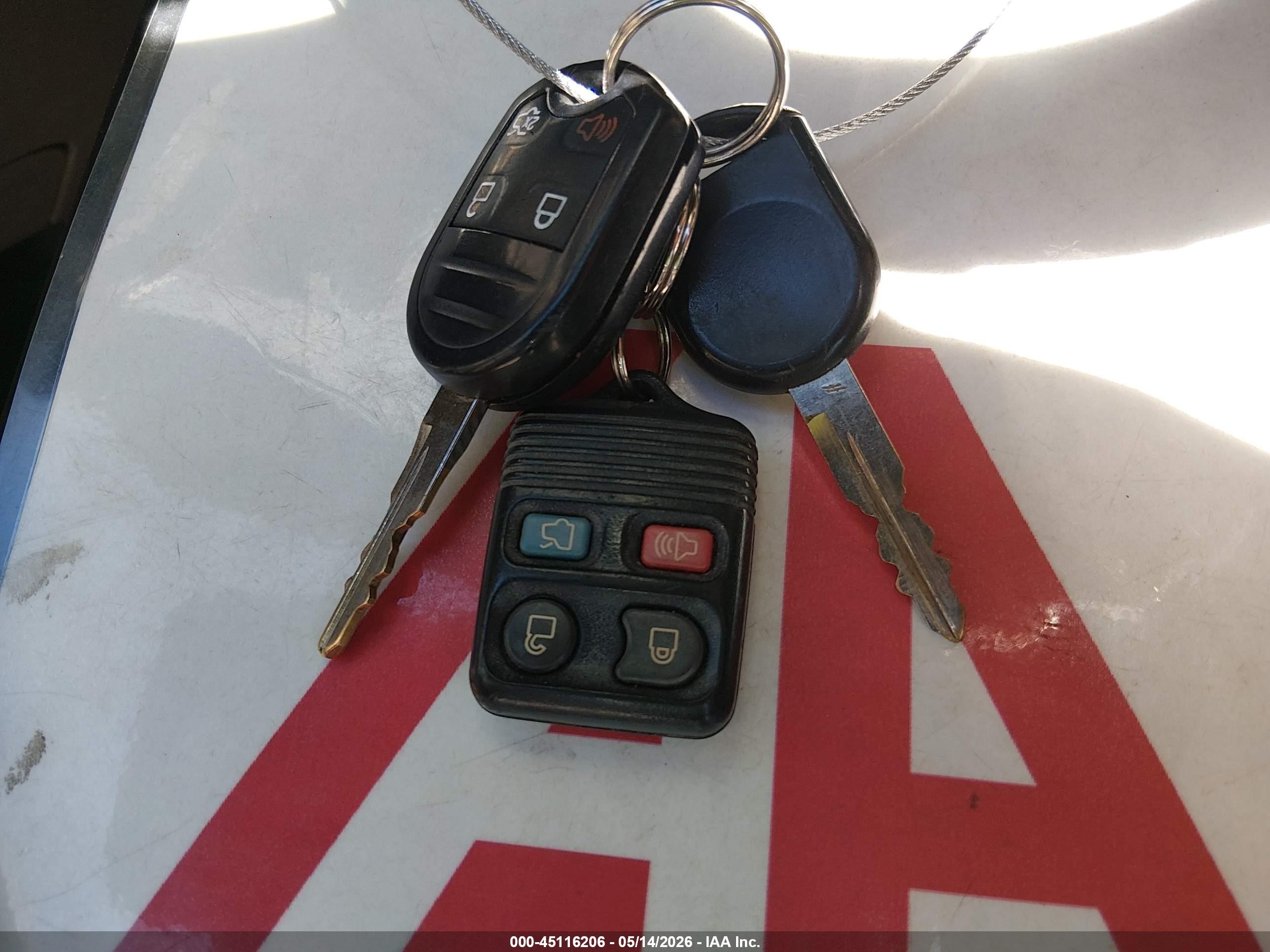 2011 Ford Focus Se White vin: 1FAHP3FNXBW202093