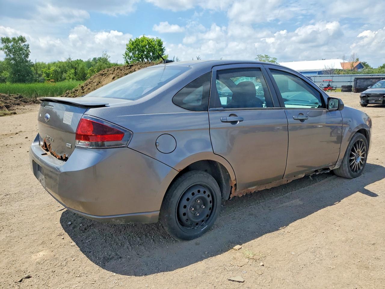 2011 Ford Focus Ses Gray vin: 1FAHP3GN0BW162072