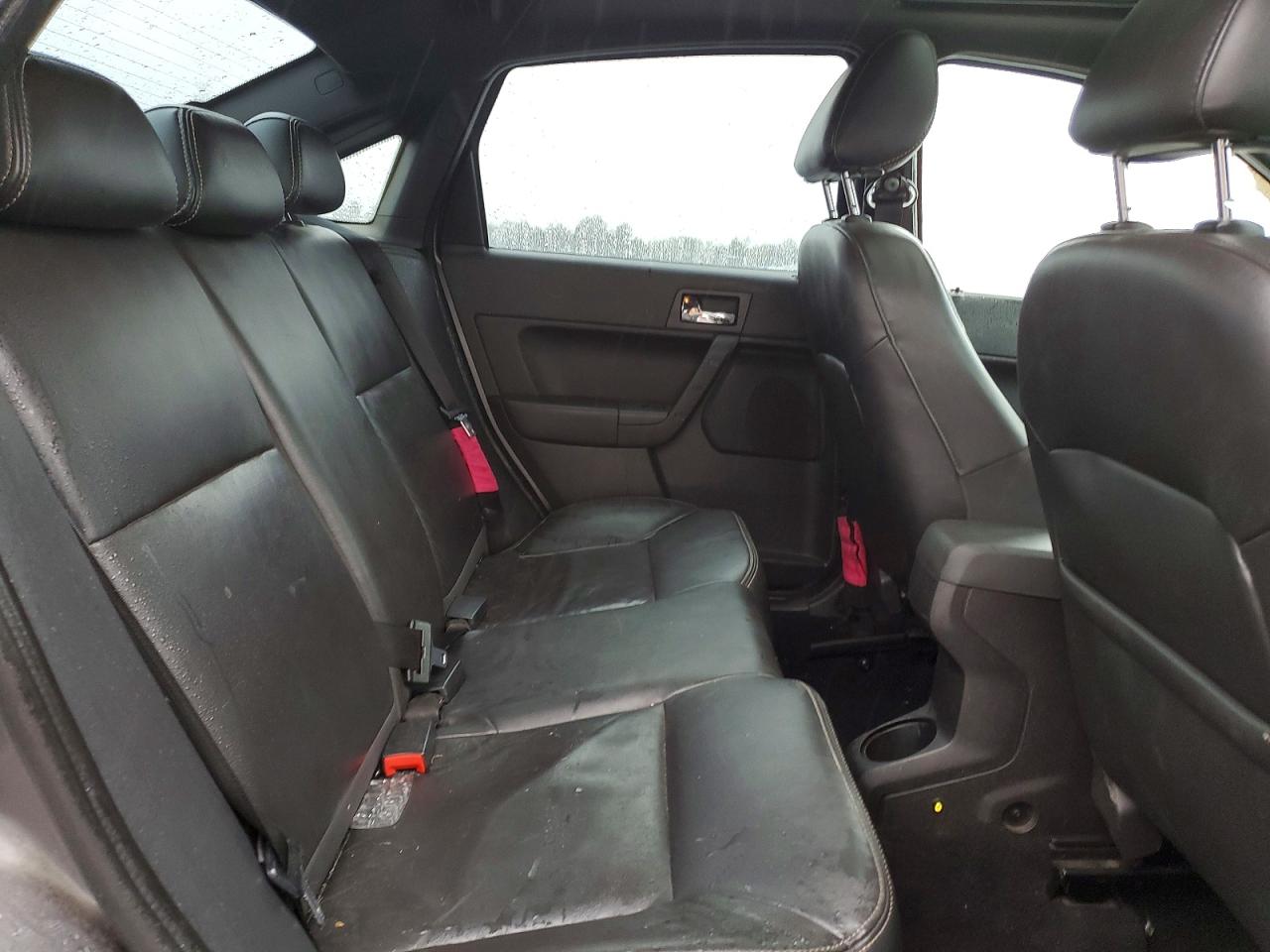 2010 Ford Focus Ses Серый vin: 1FAHP3GN1AW218339