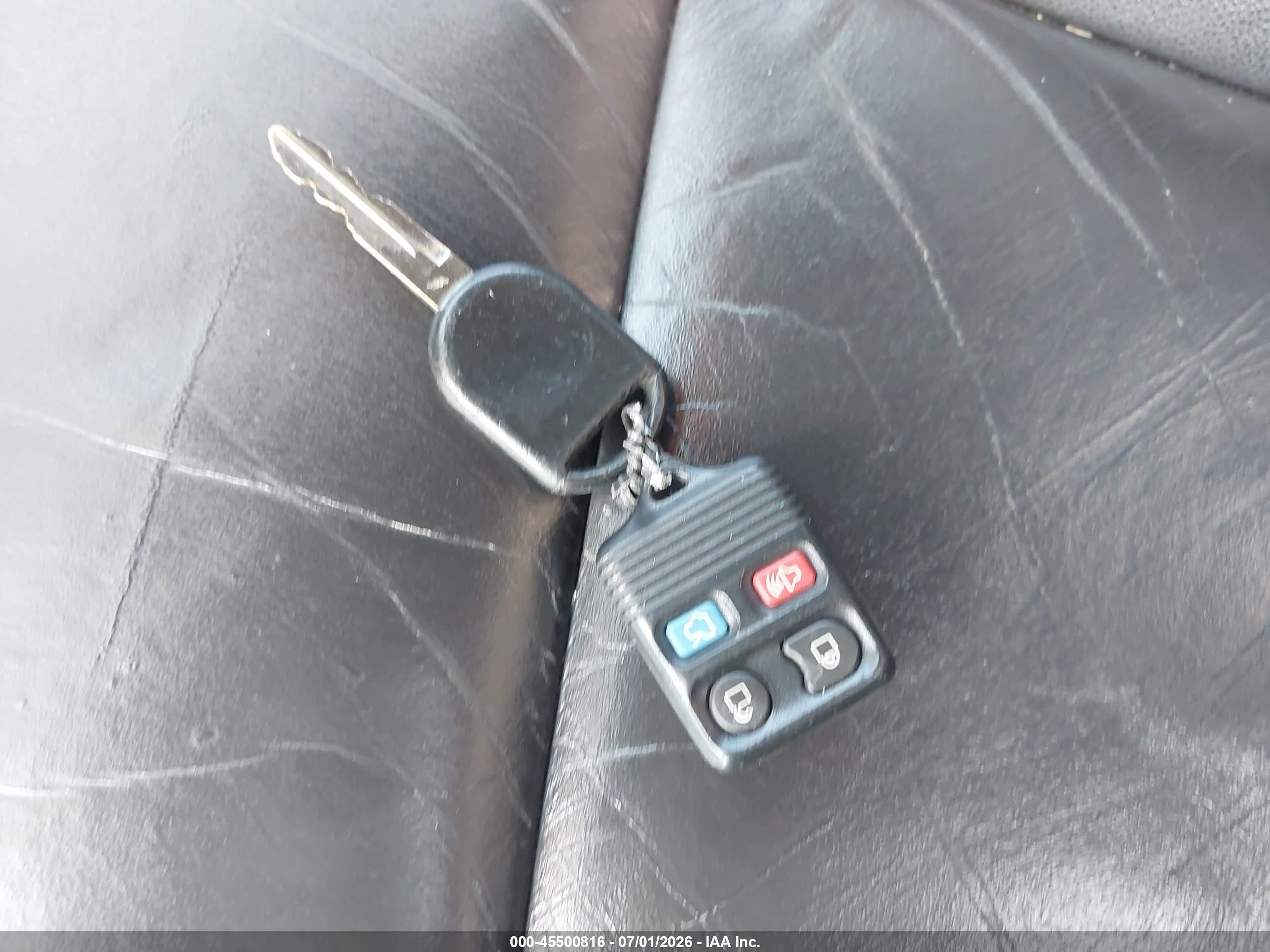 2011 Ford Focus Ses Blue vin: 1FAHP3GN1BW158046