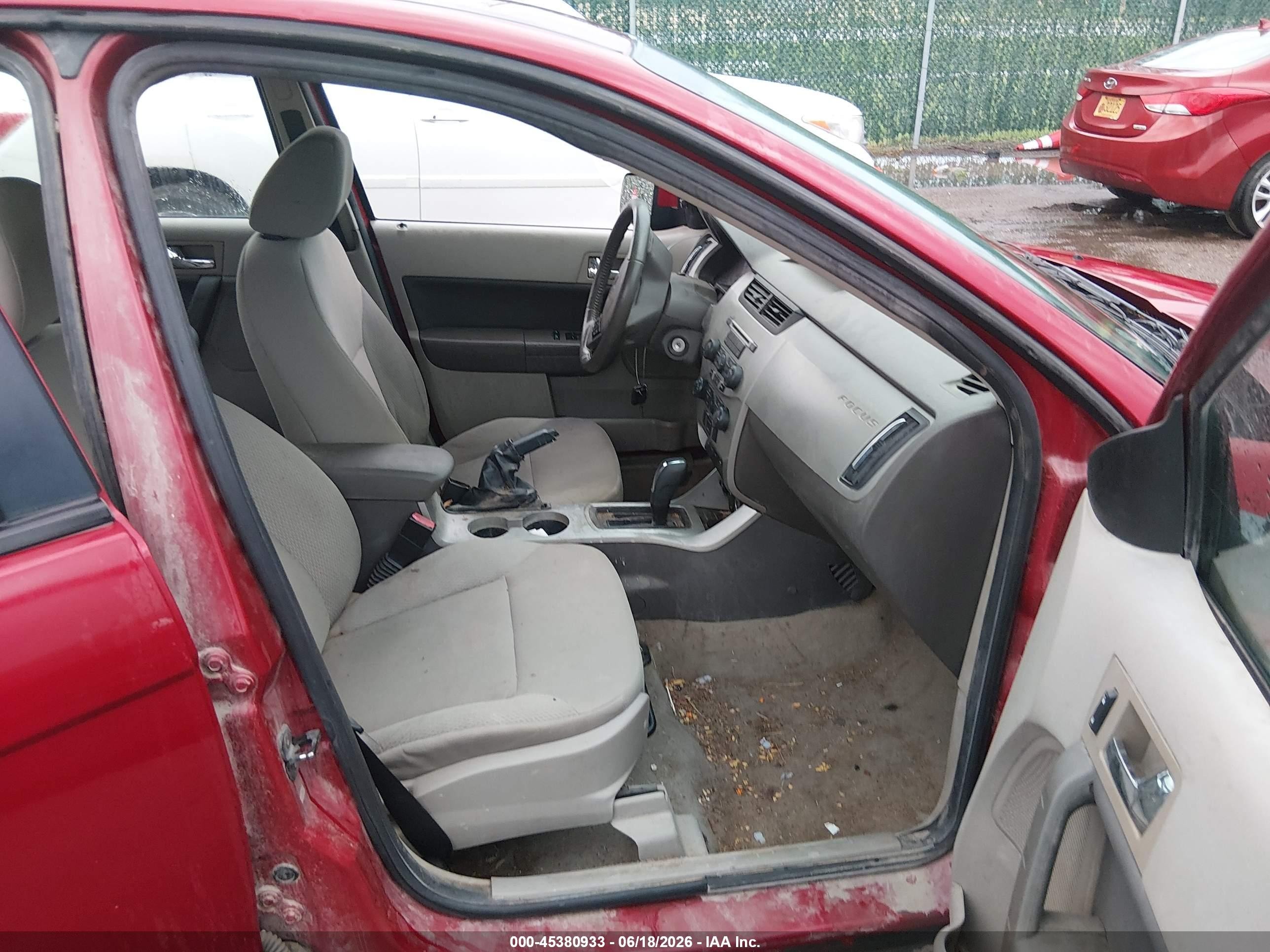 2010 Ford Focus Ses Red vin: 1FAHP3GN2AW170687