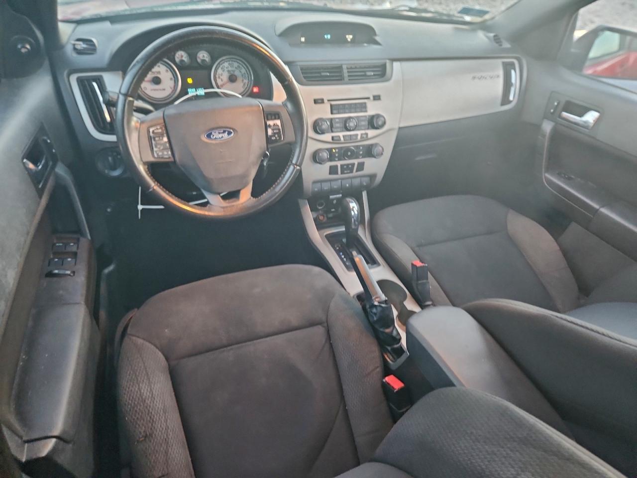 2010 Ford Focus Ses Red vin: 1FAHP3GN2AW252824