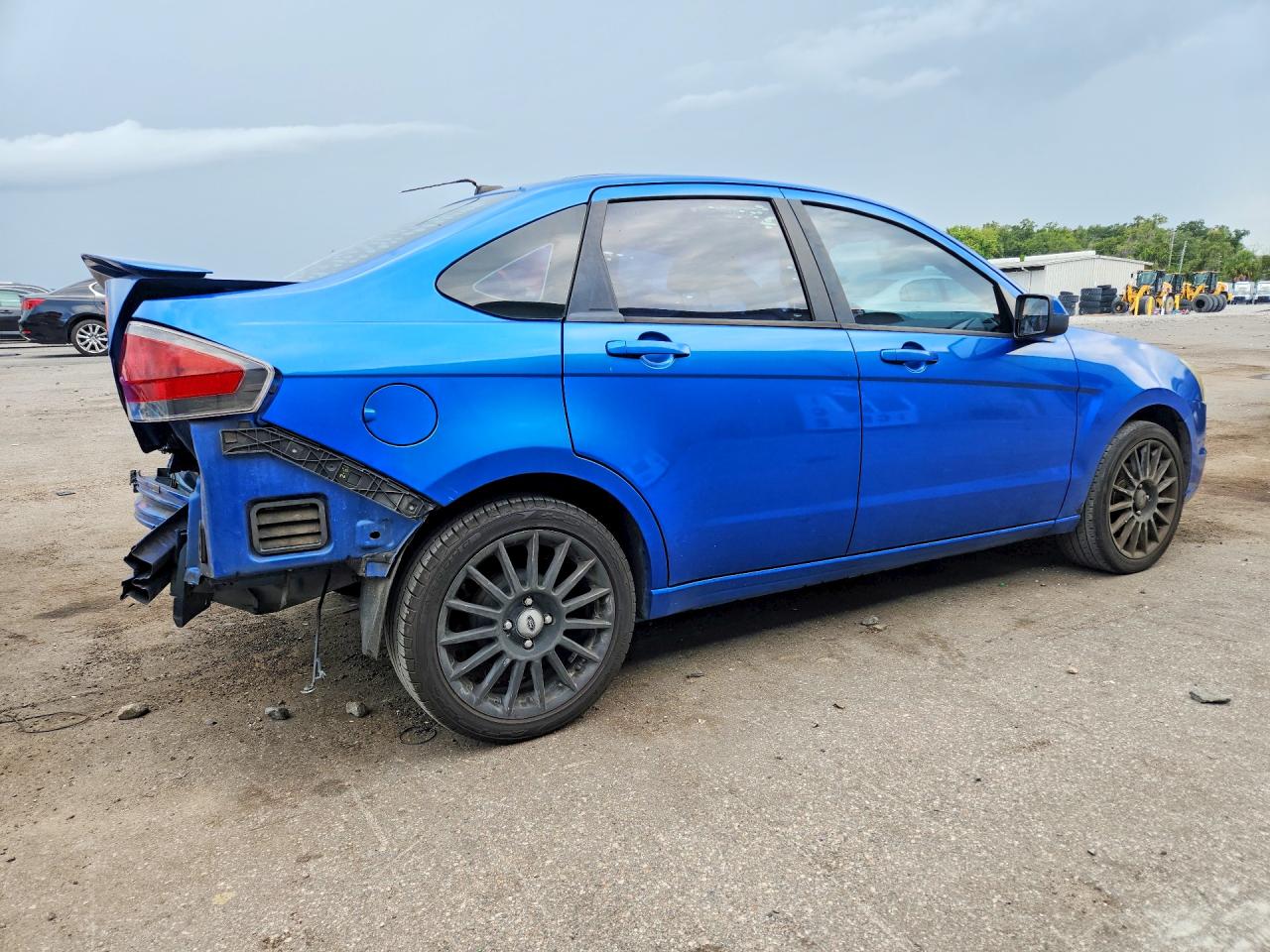 2011 Ford Focus Ses Blue vin: 1FAHP3GN2BW184820
