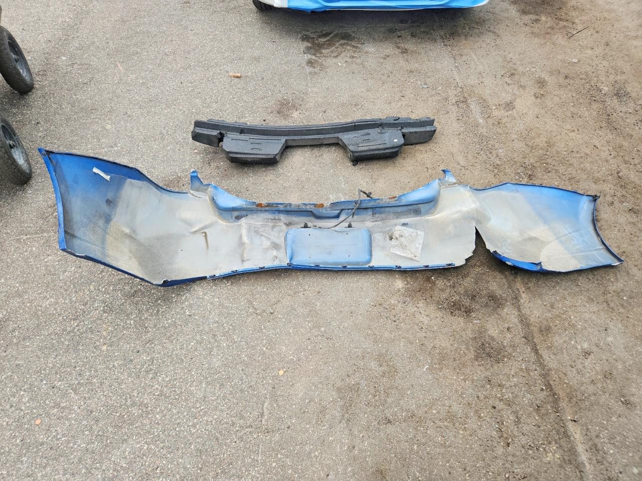2011 Ford Focus Ses Blue vin: 1FAHP3GN2BW184820
