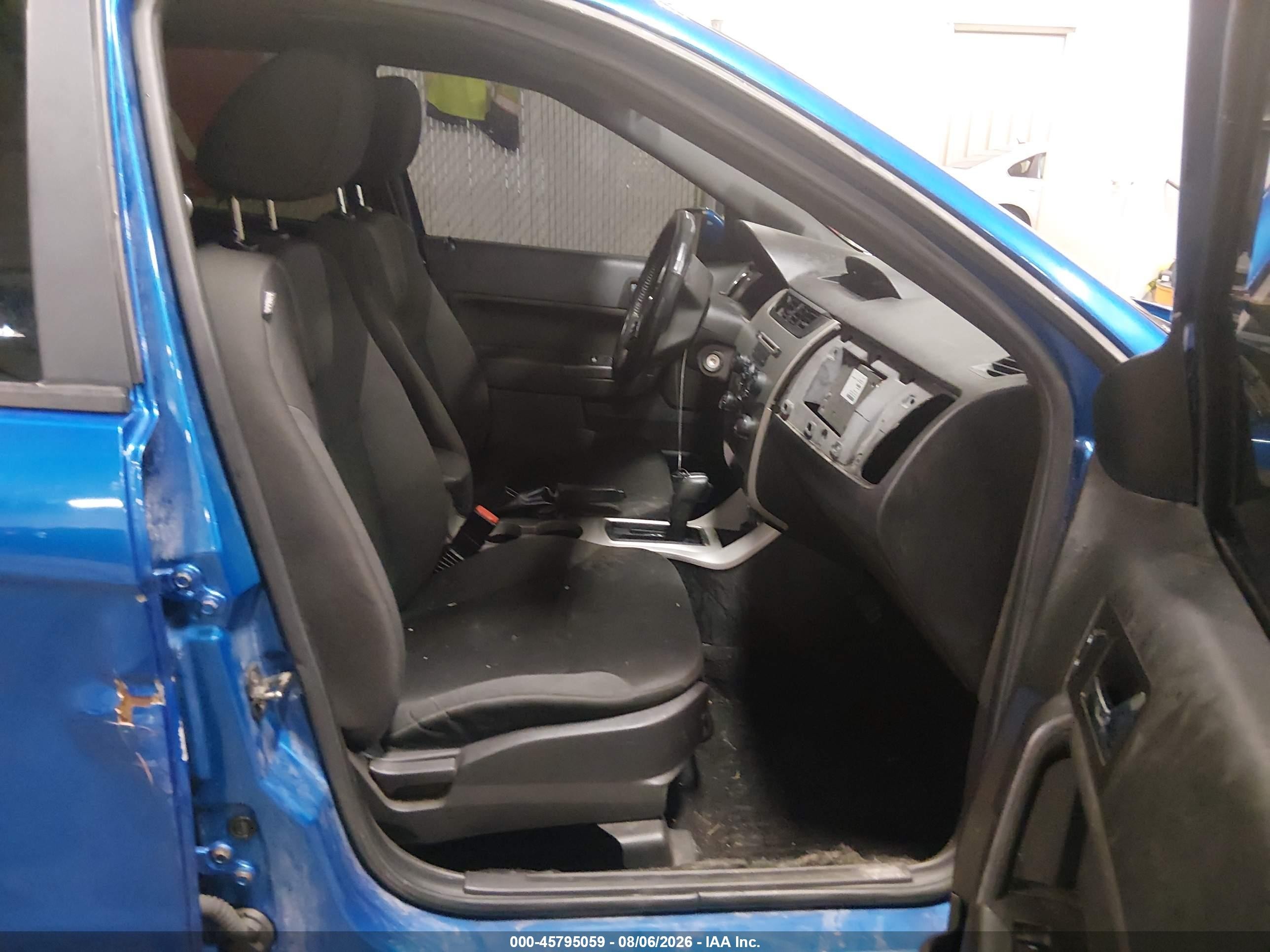 2011 Ford Focus Ses Blue vin: 1FAHP3GN2BW190441