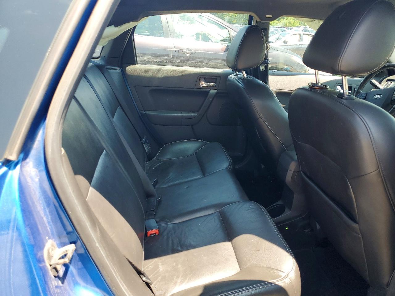 2010 Ford Focus Ses Синий vin: 1FAHP3GN3AW115021
