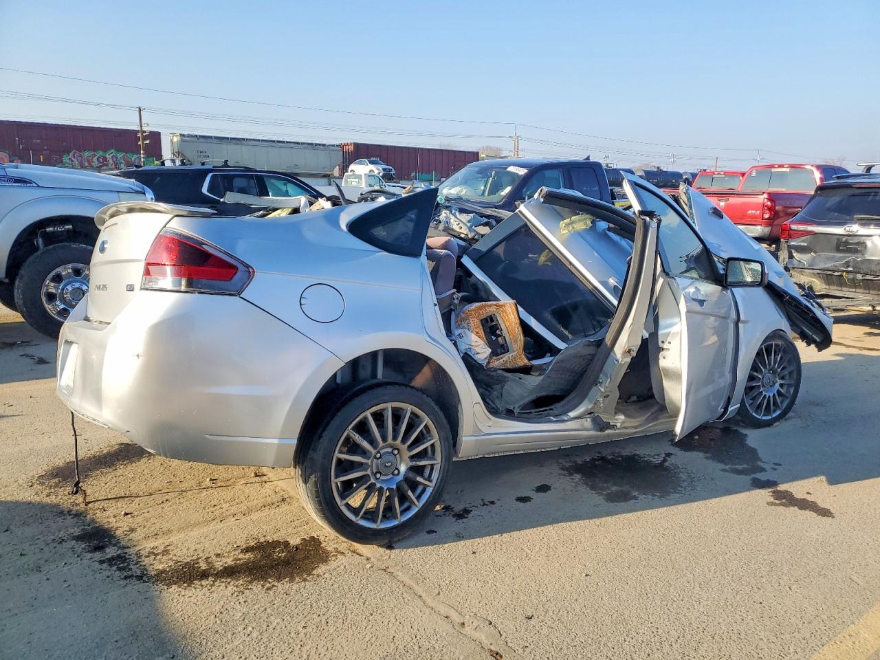2011 Ford Focus Ses Silver vin: 1FAHP3GN3BW149283