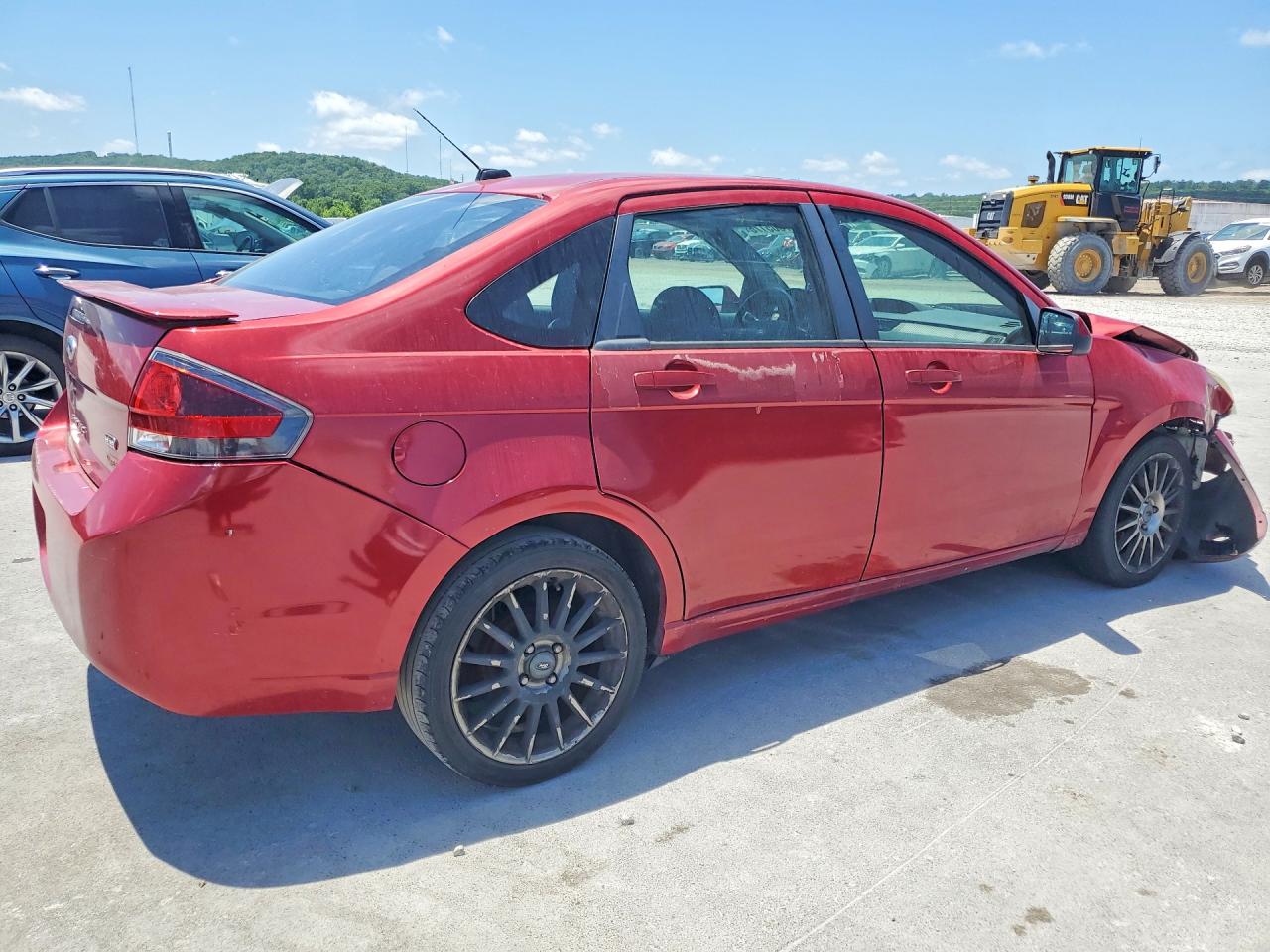 2011 Ford Focus Ses Red vin: 1FAHP3GN3BW153415