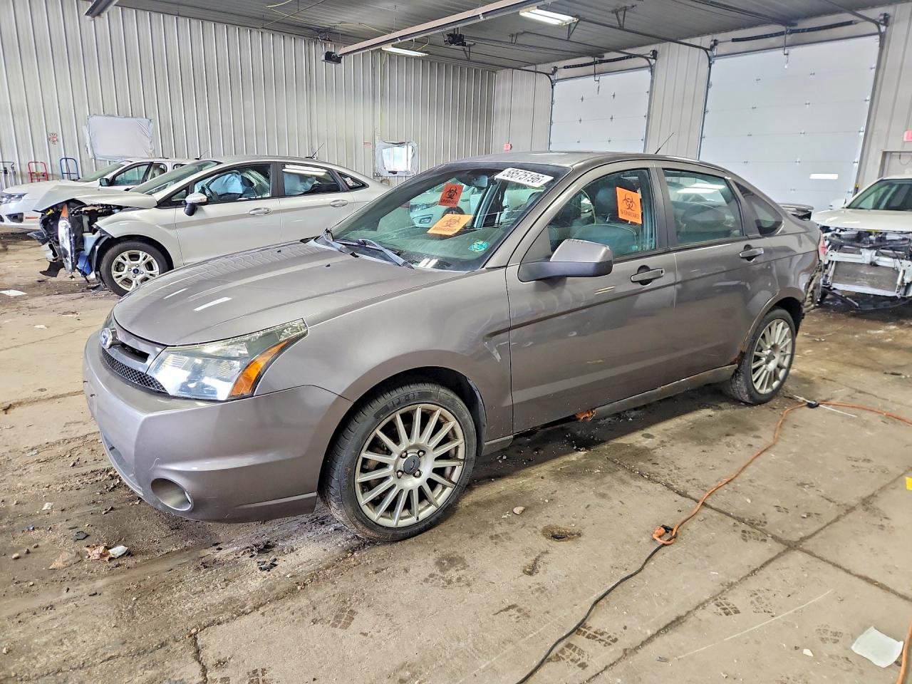 2011 Ford Focus Ses Gray vin: 1FAHP3GN3BW188116