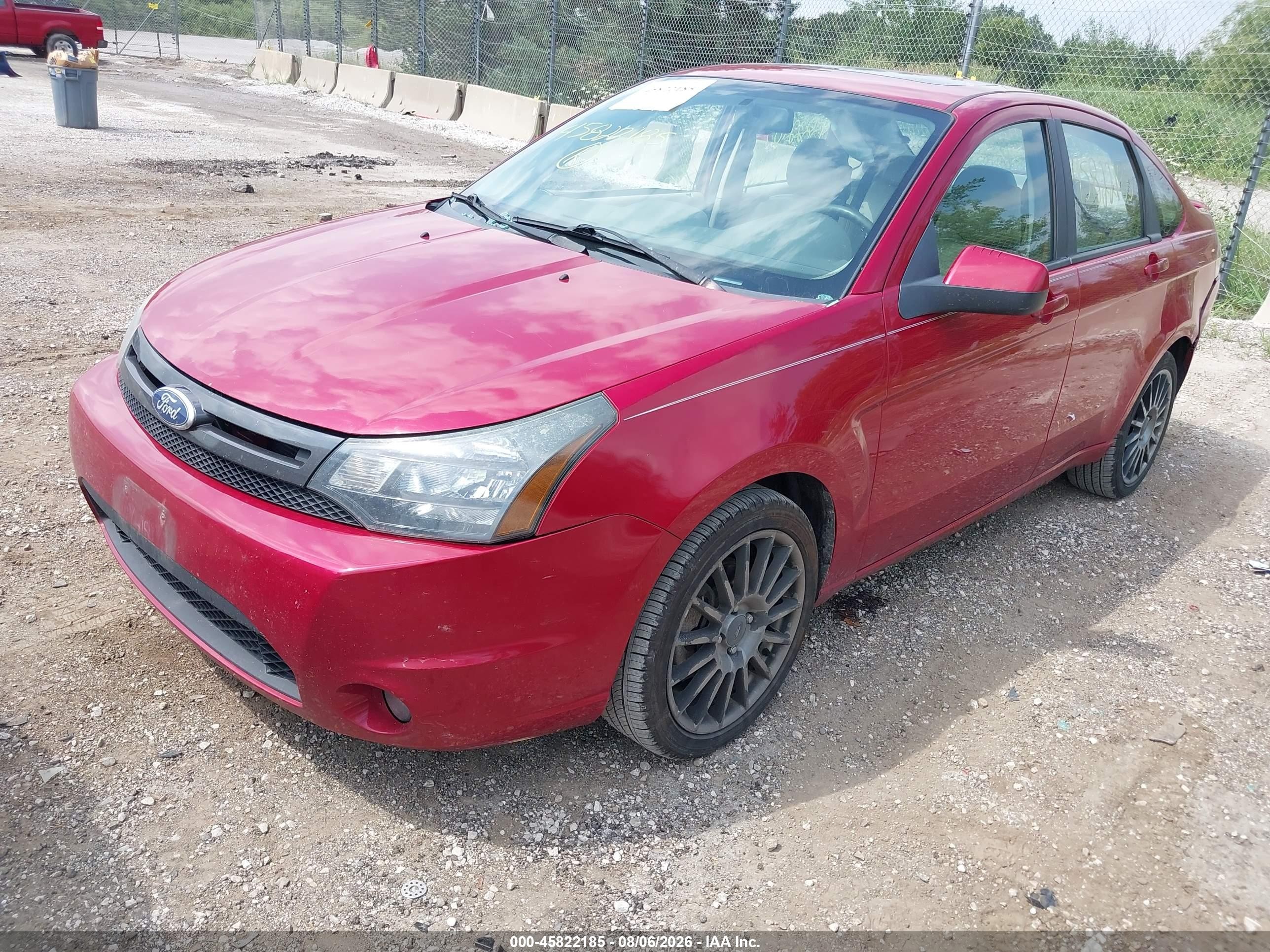 2010 Ford Focus Ses Red vin: 1FAHP3GN4AW270967