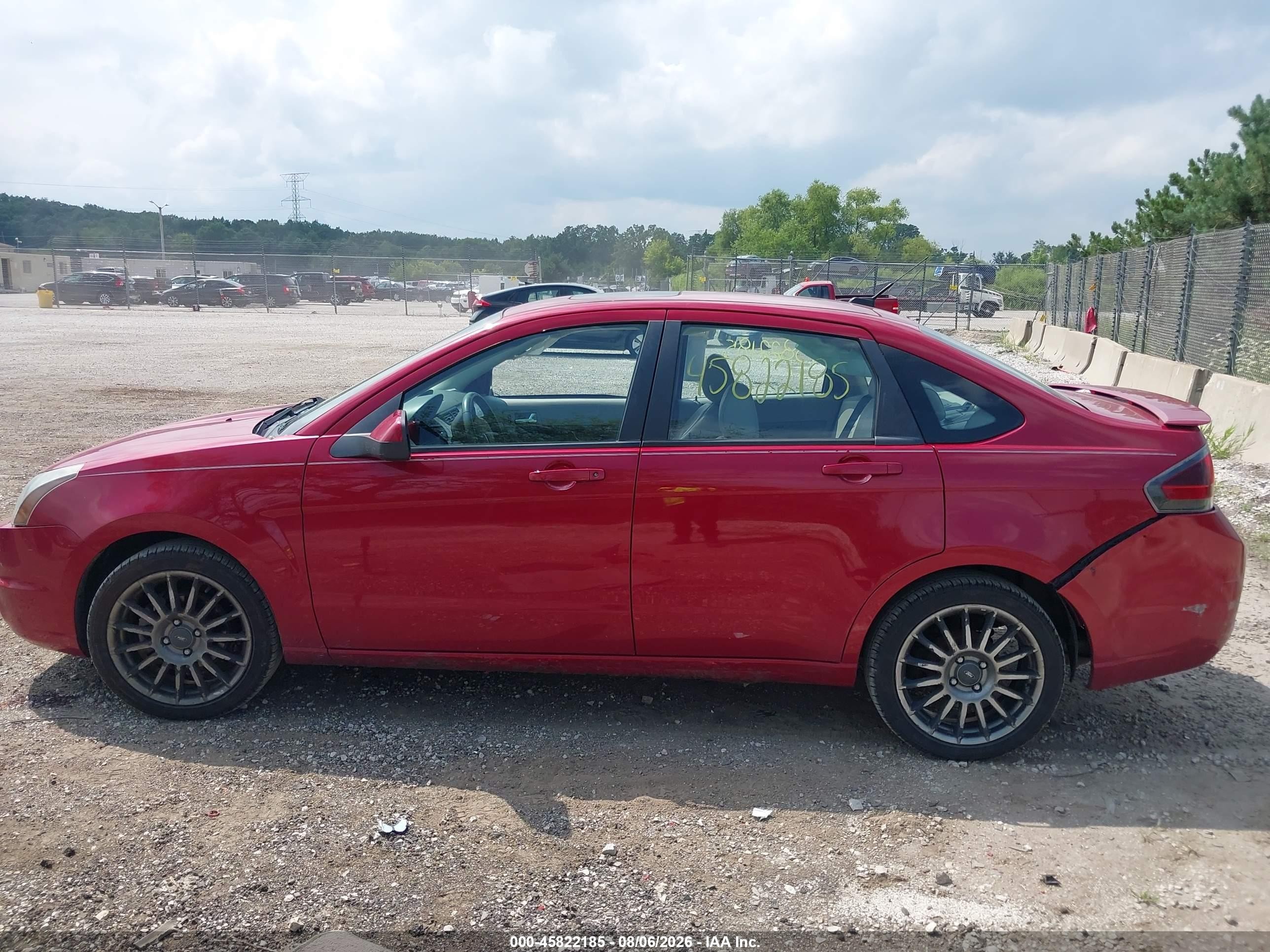 2010 Ford Focus Ses Red vin: 1FAHP3GN4AW270967