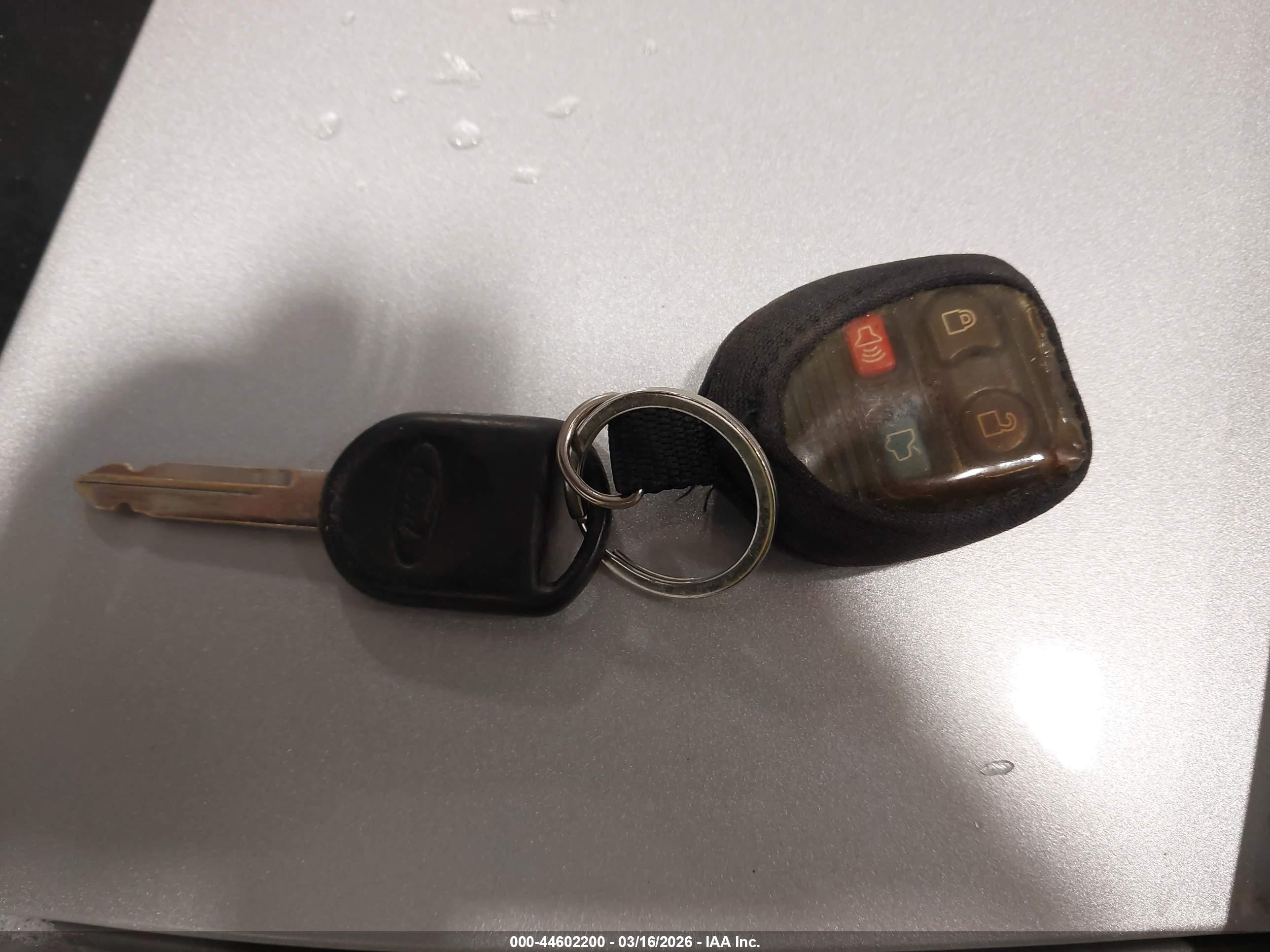 2011 Ford Focus Ses Silver vin: 1FAHP3GN4BW149471