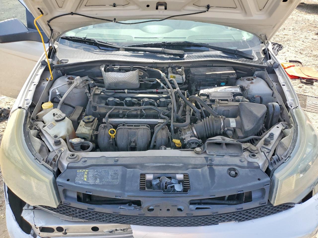 2010 Ford Focus Ses Silver vin: 1FAHP3GN5AW134444