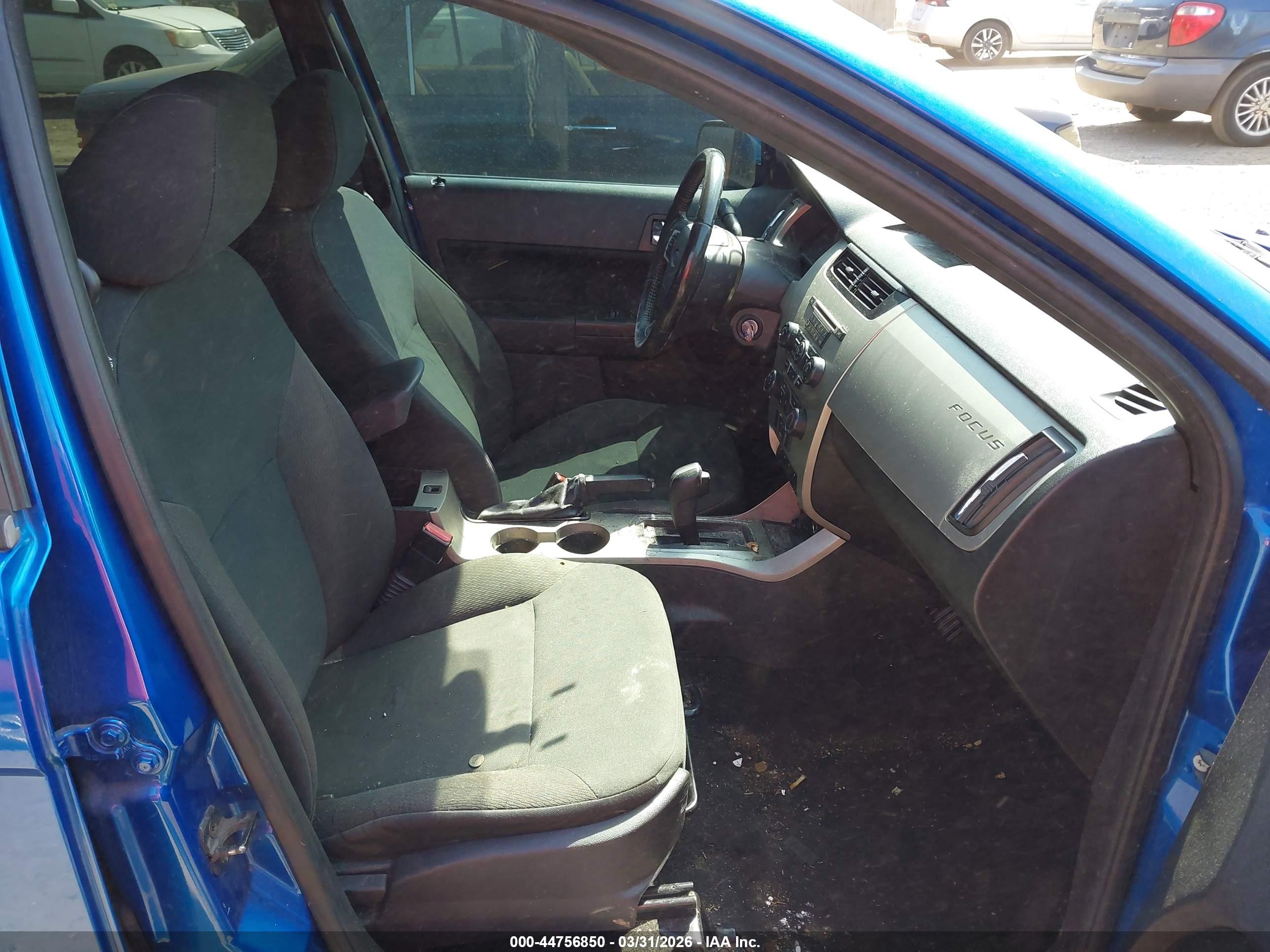 2010 Ford Focus Ses Blue vin: 1FAHP3GN5AW191548