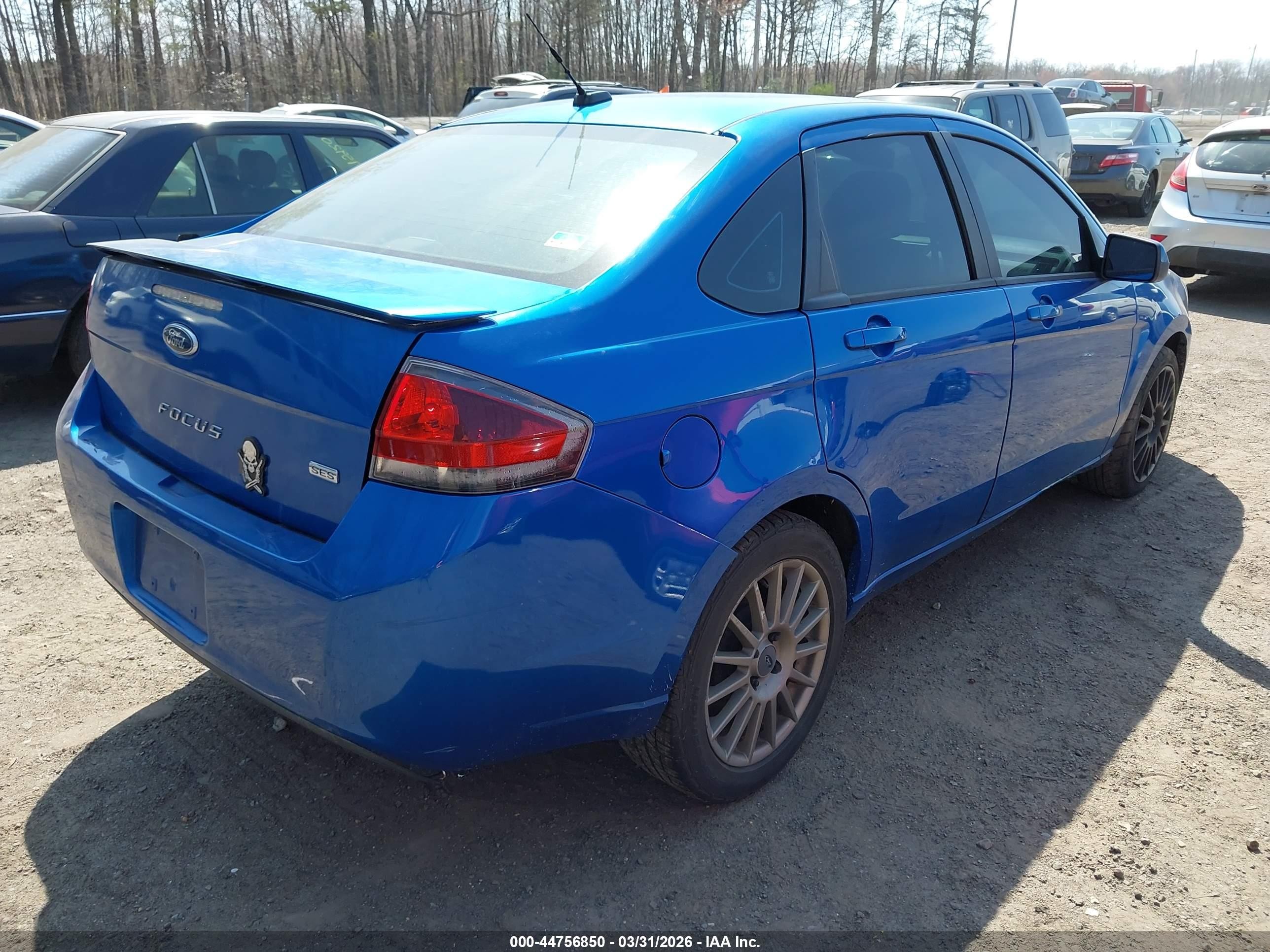 2010 Ford Focus Ses Blue vin: 1FAHP3GN5AW191548