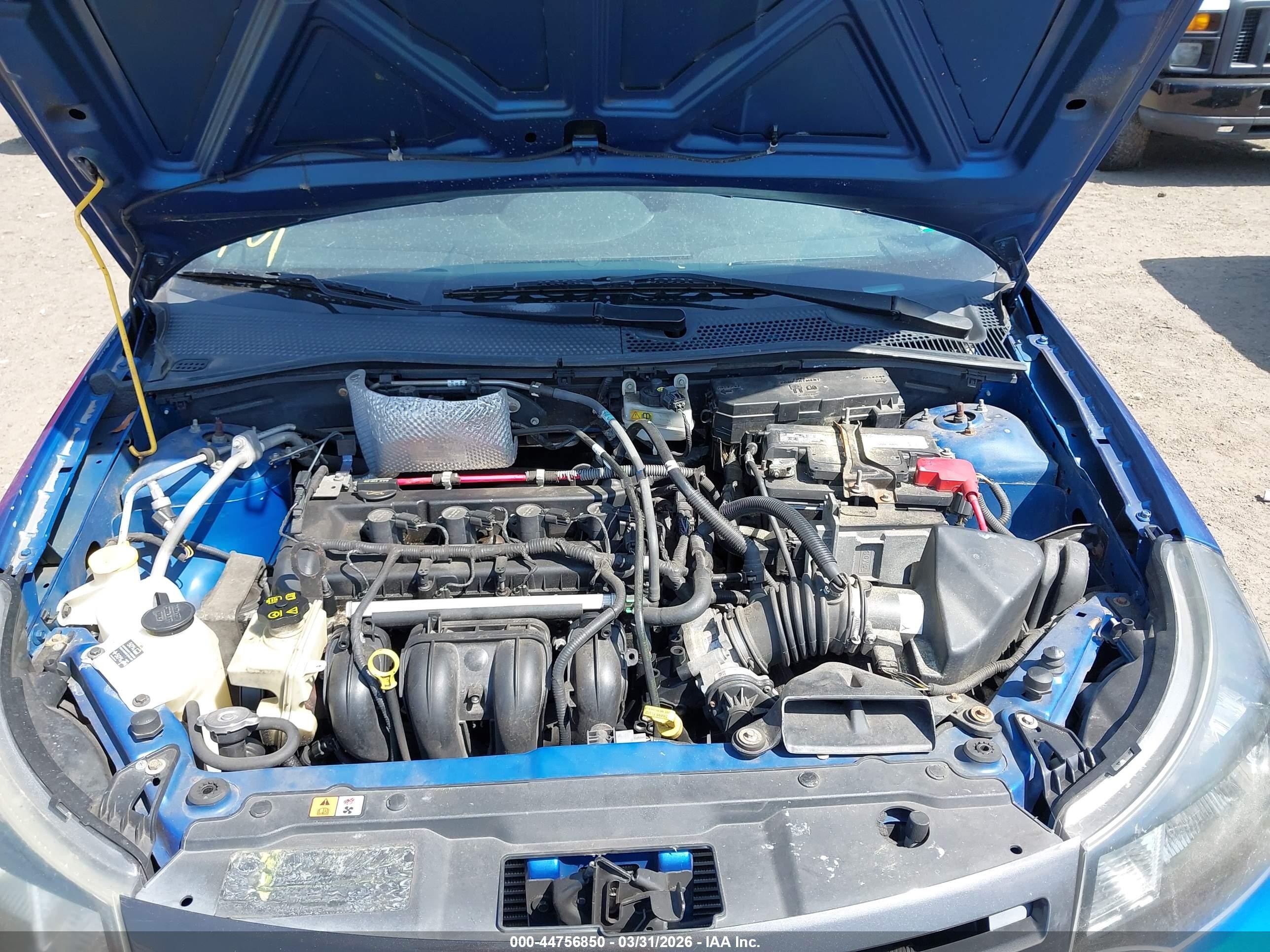 2010 Ford Focus Ses Blue vin: 1FAHP3GN5AW191548