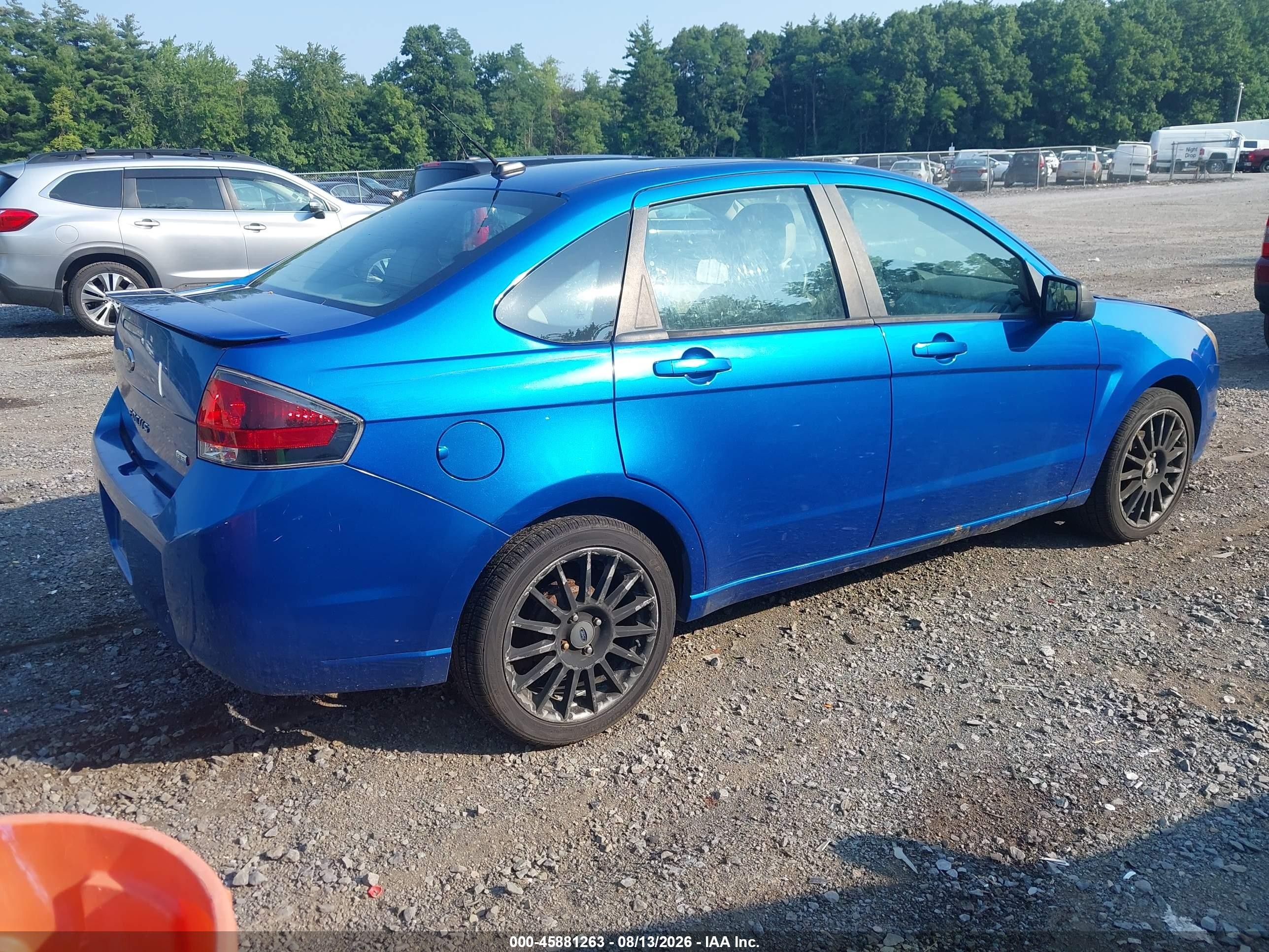 2010 Ford Focus Ses Blue vin: 1FAHP3GN6AW129110