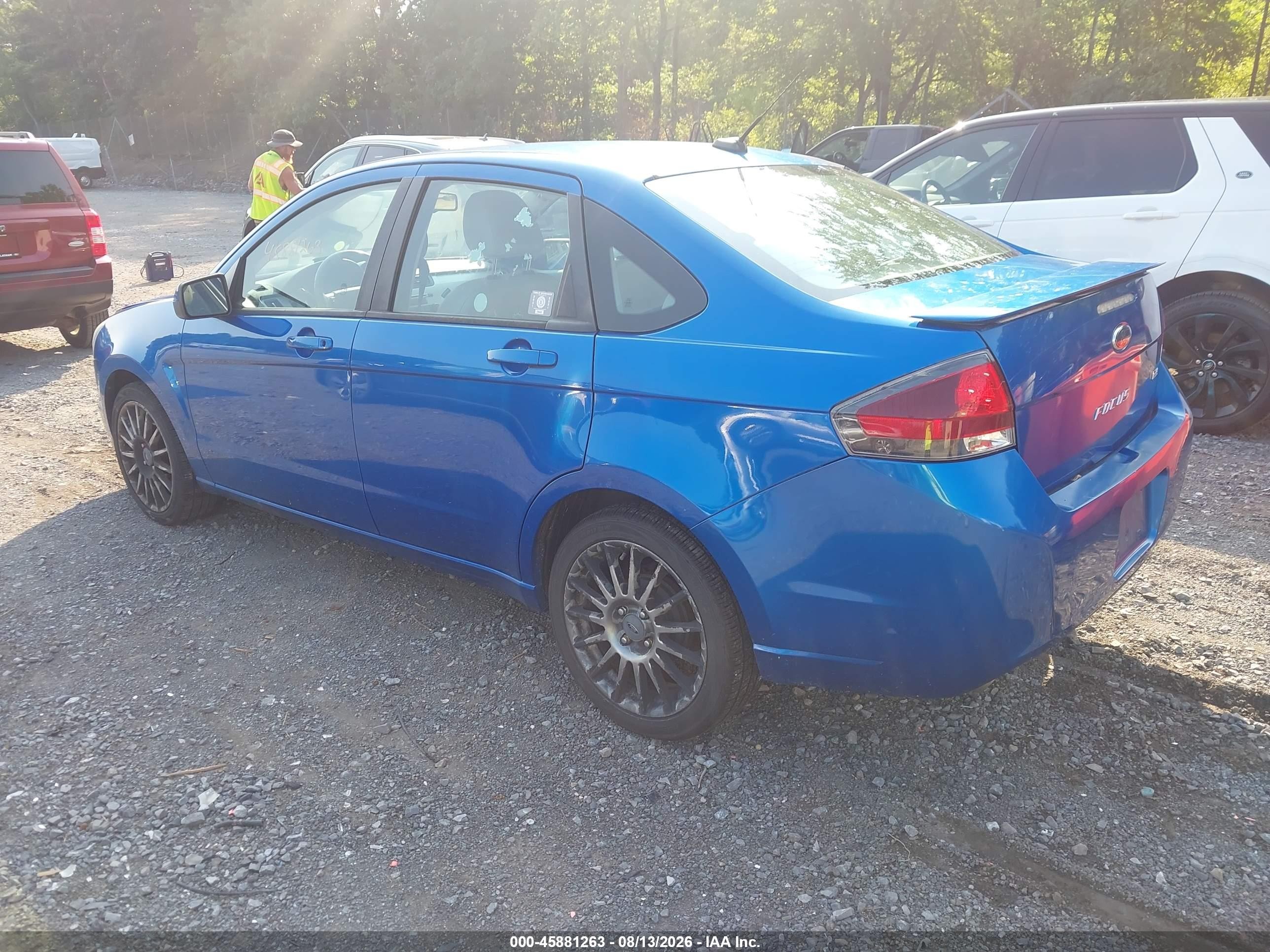 2010 Ford Focus Ses Blue vin: 1FAHP3GN6AW129110