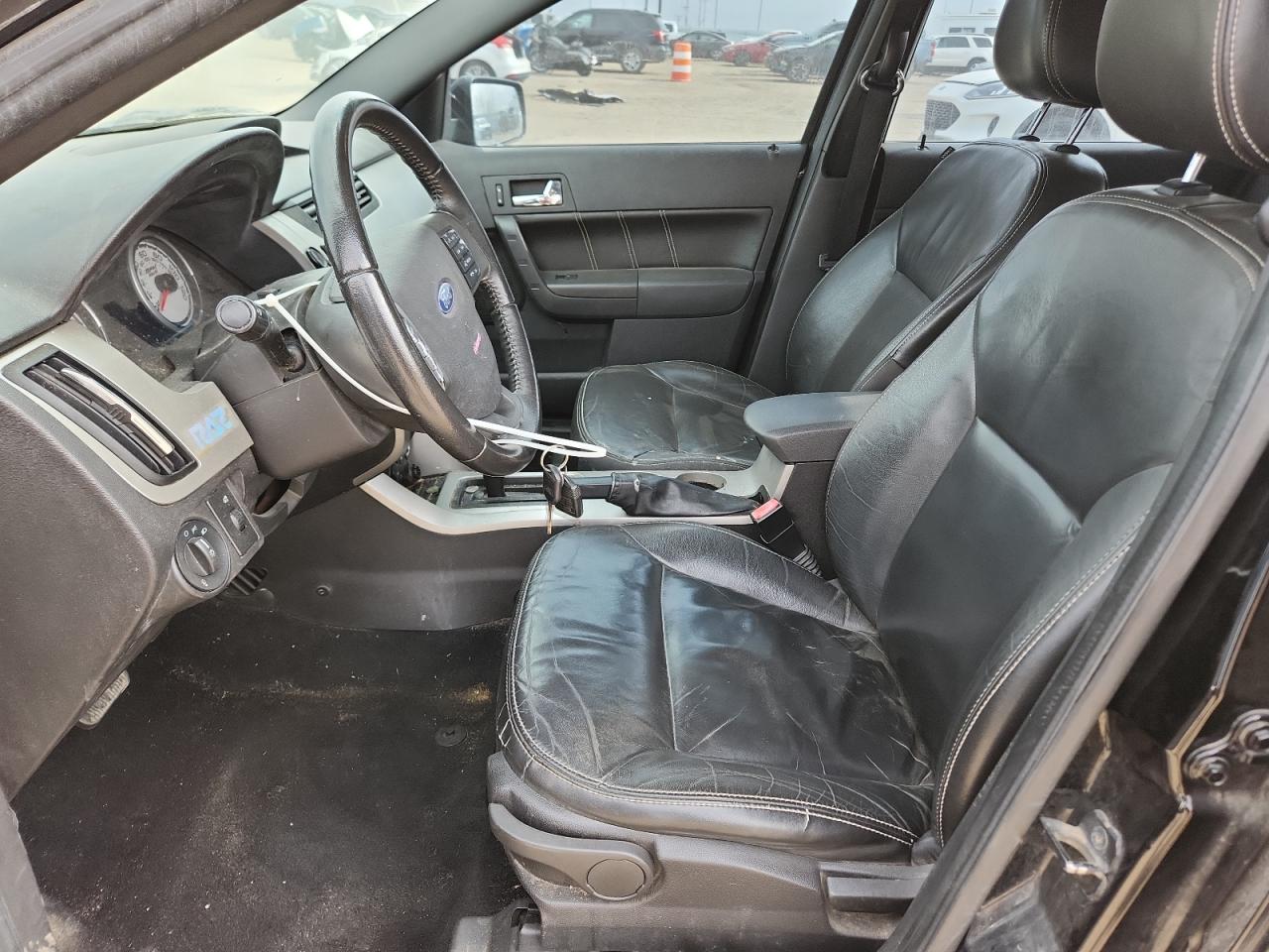 2010 Ford Focus Black vin: 1FAHP3GN6AW157652