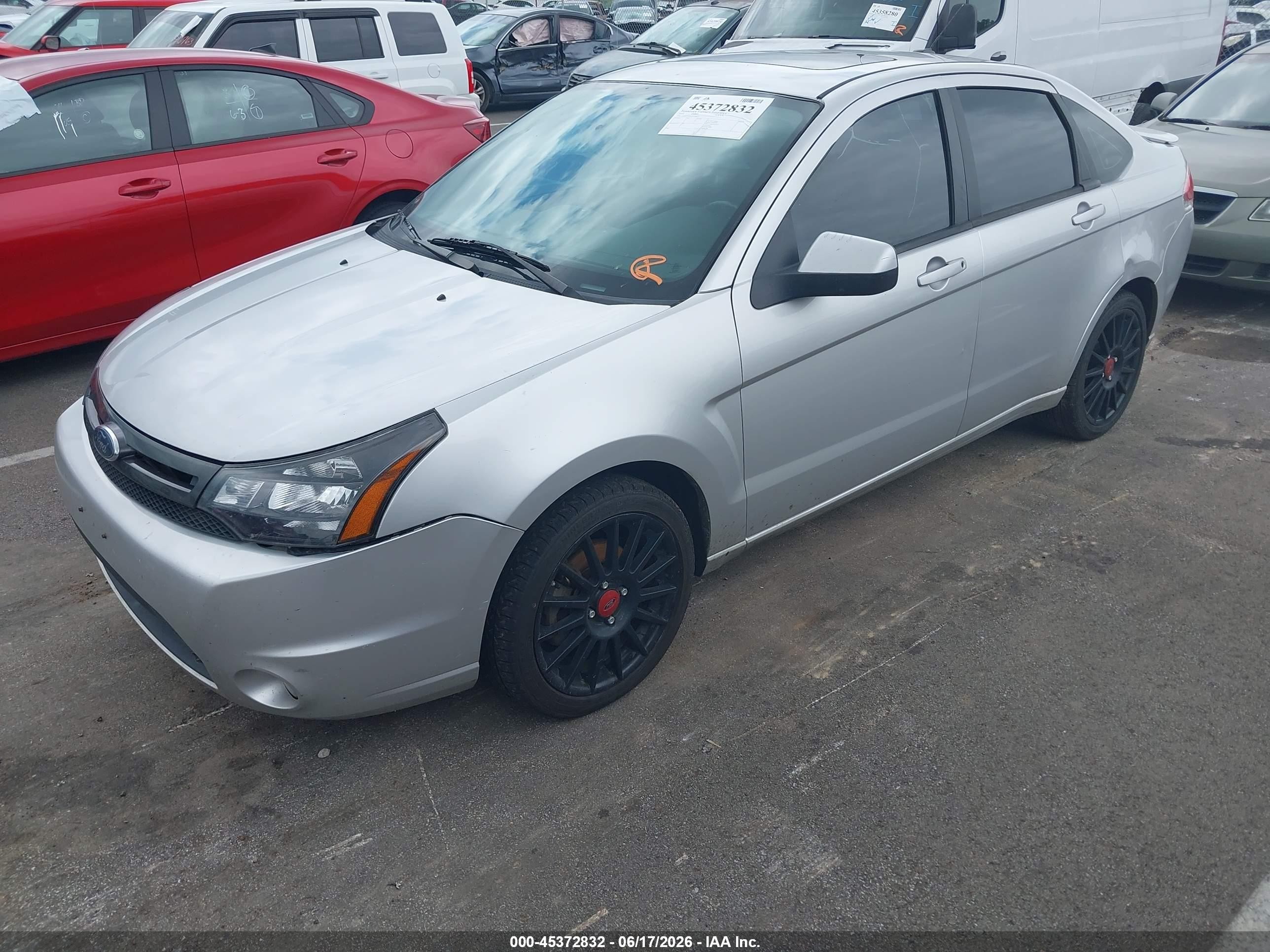 2010 Ford Focus Ses Gray vin: 1FAHP3GN6AW169672