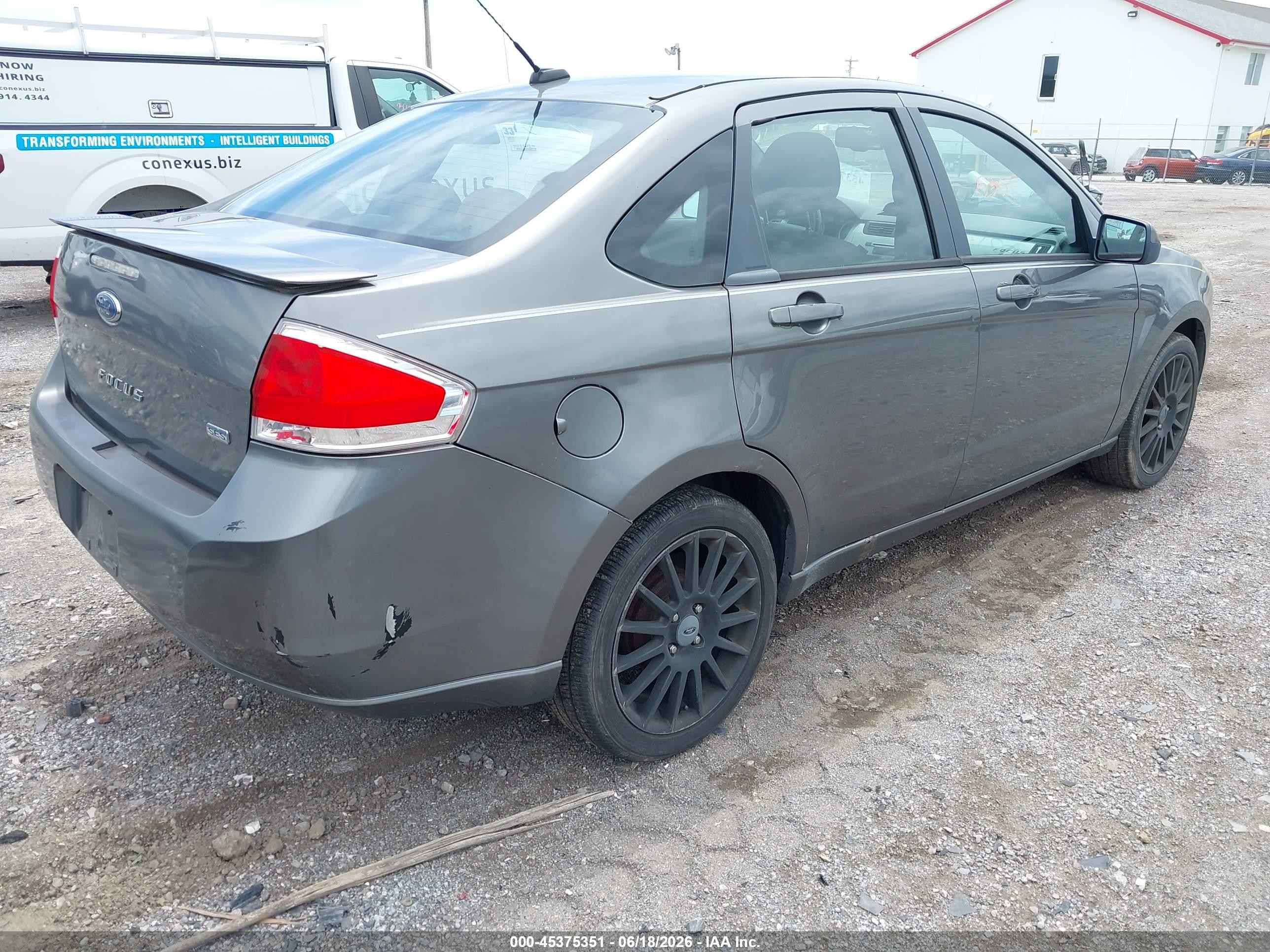 2010 Ford Focus Ses Gray vin: 1FAHP3GN6AW272168