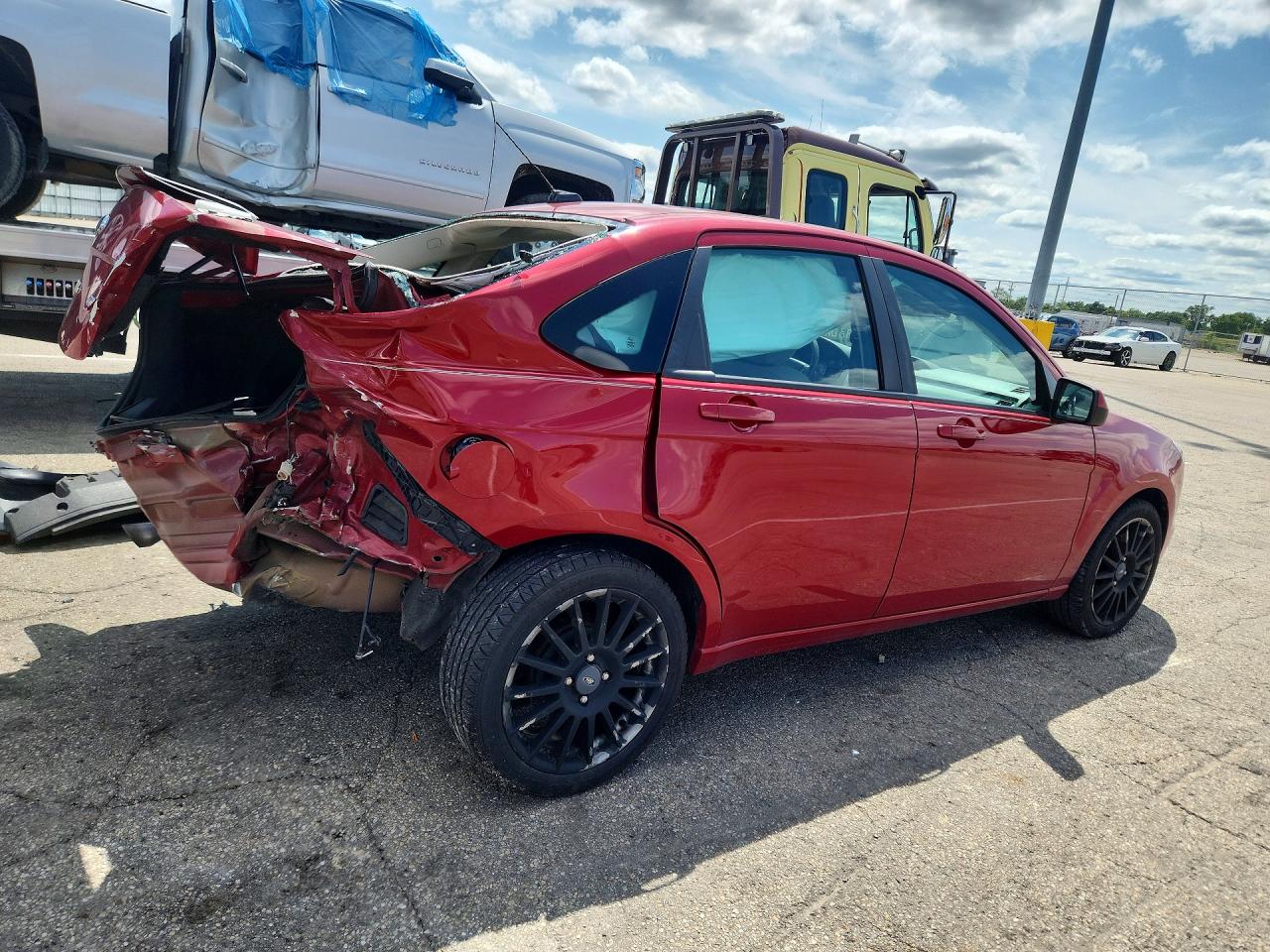 2010 Ford Focus Ses Red vin: 1FAHP3GN7AW183239