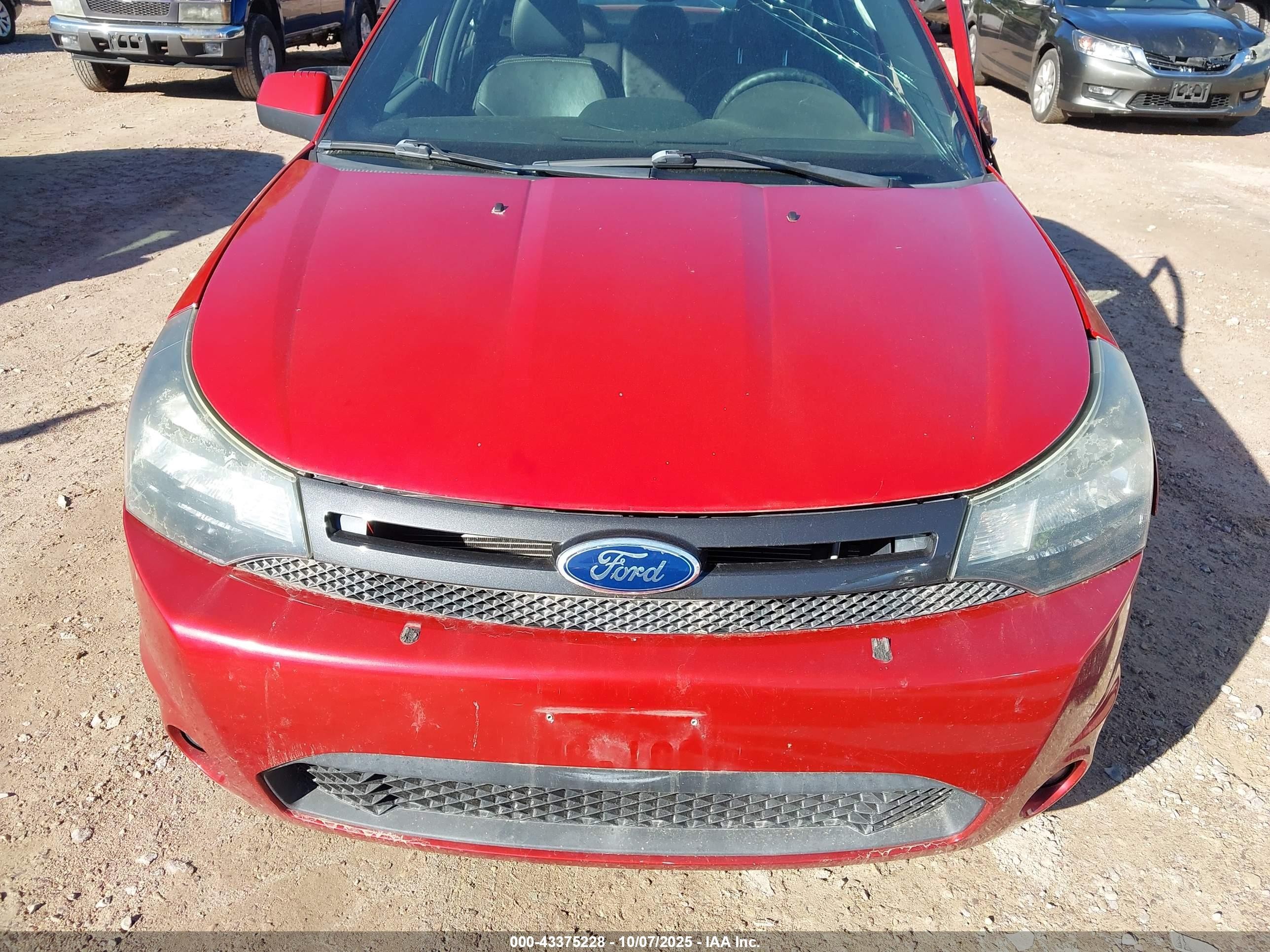 2010 Ford Focus Ses Red vin: 1FAHP3GN7AW287990
