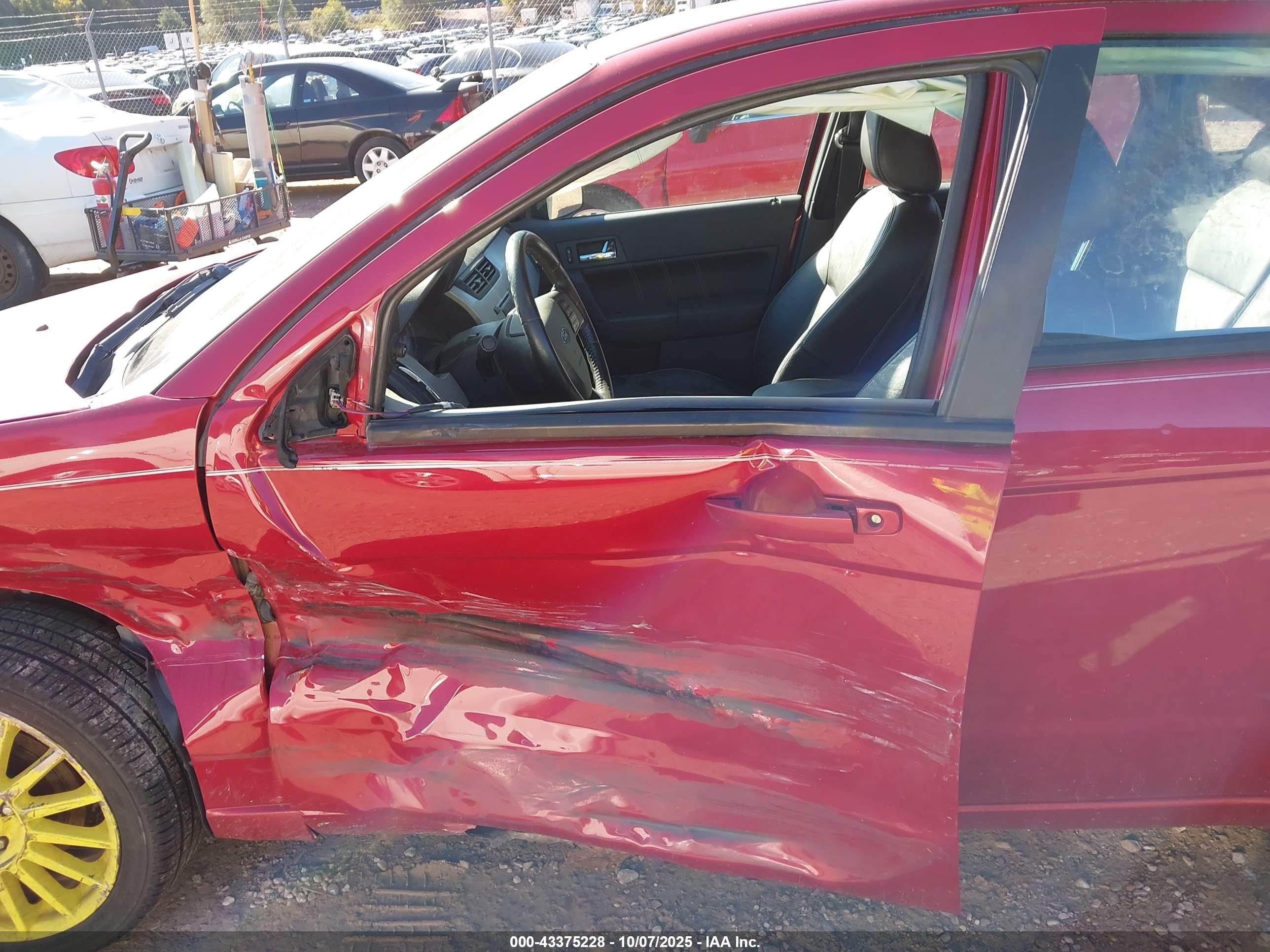 2010 Ford Focus Ses Red vin: 1FAHP3GN7AW287990